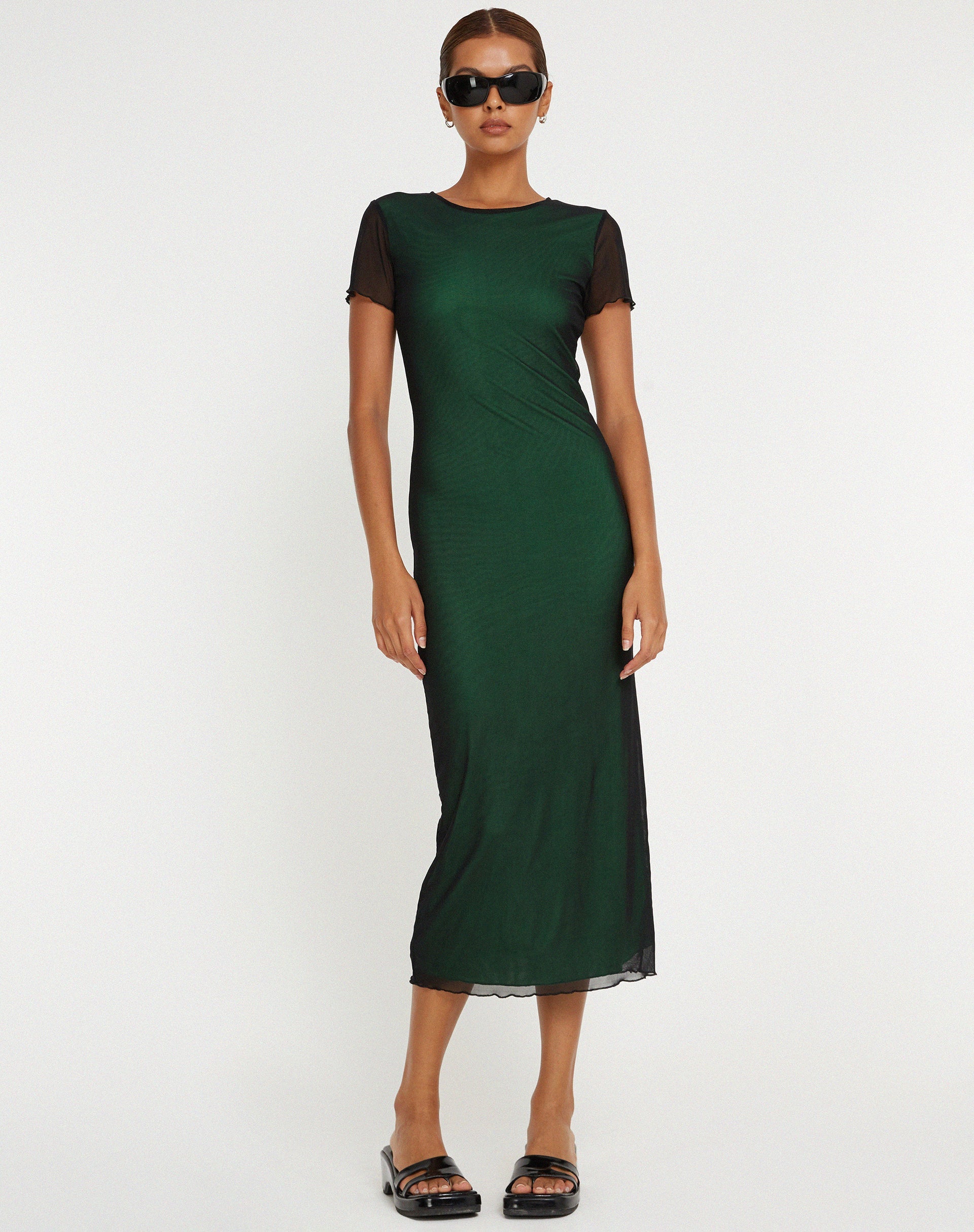 immagine di Roska Midi Dress nero con fodera verde vibrante