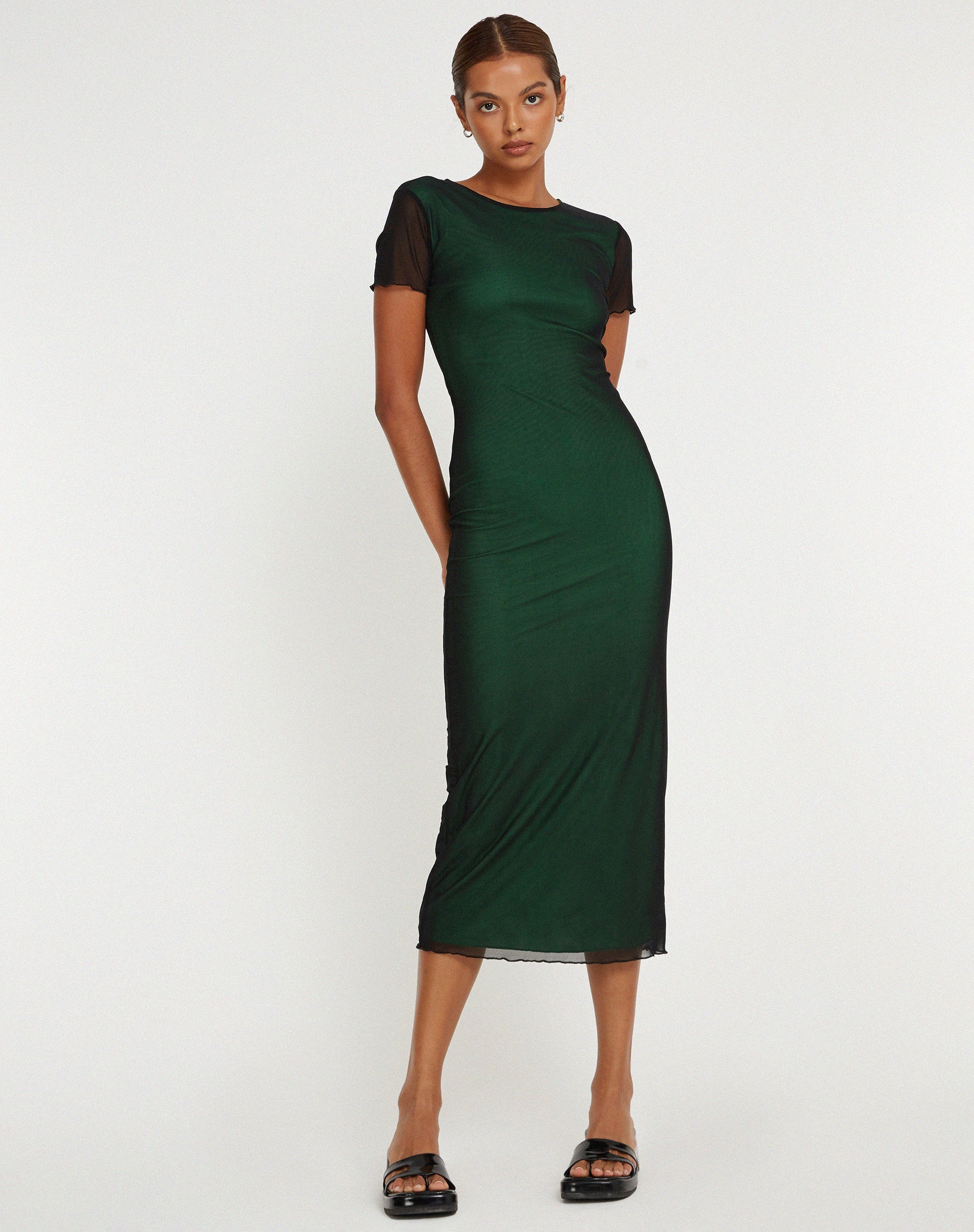 immagine di Roska Midi Dress nero con fodera verde vibrante