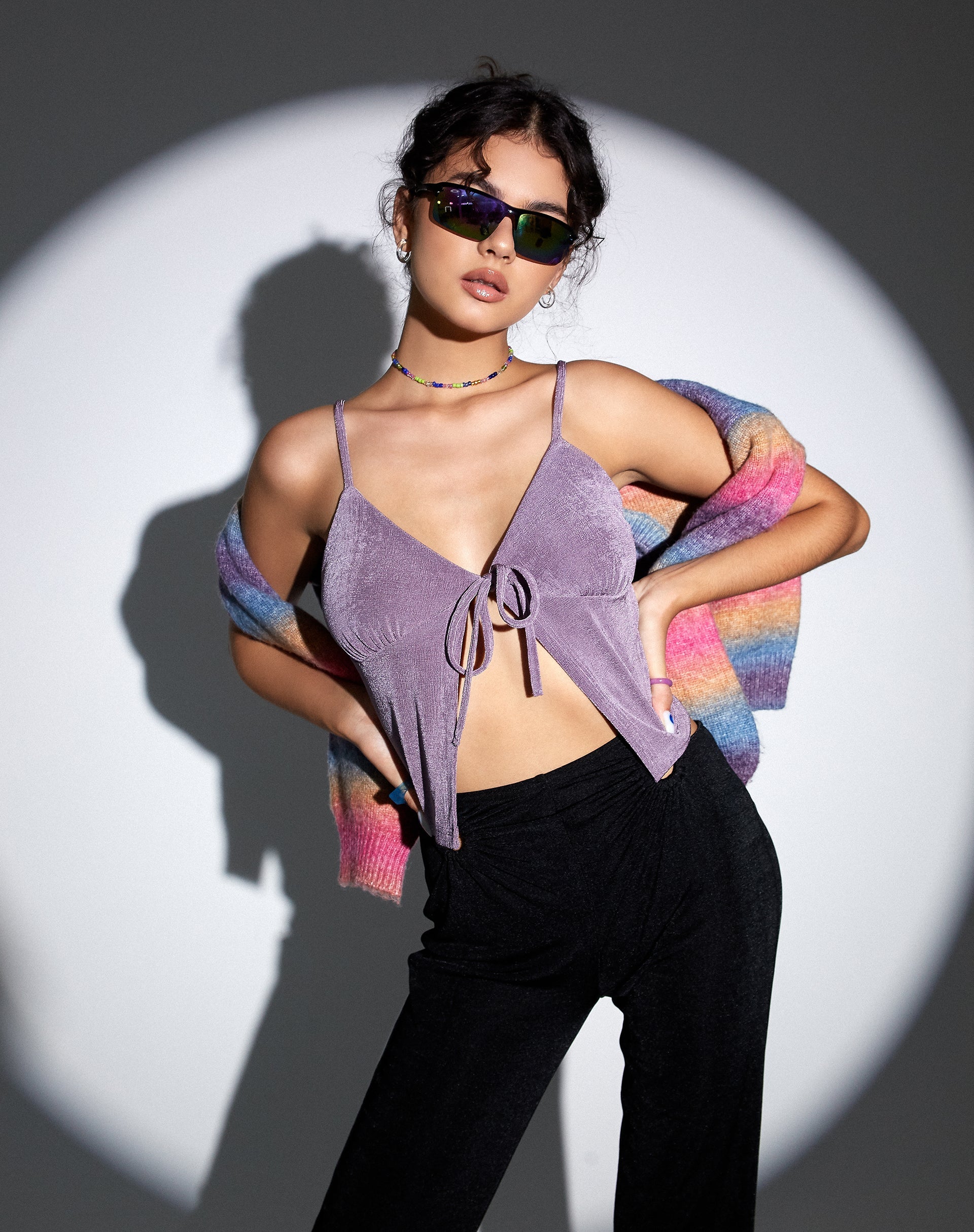 Immagine di MOTEL X OLIVIA NEILL Rumak Cami Top in crepe Lavanda