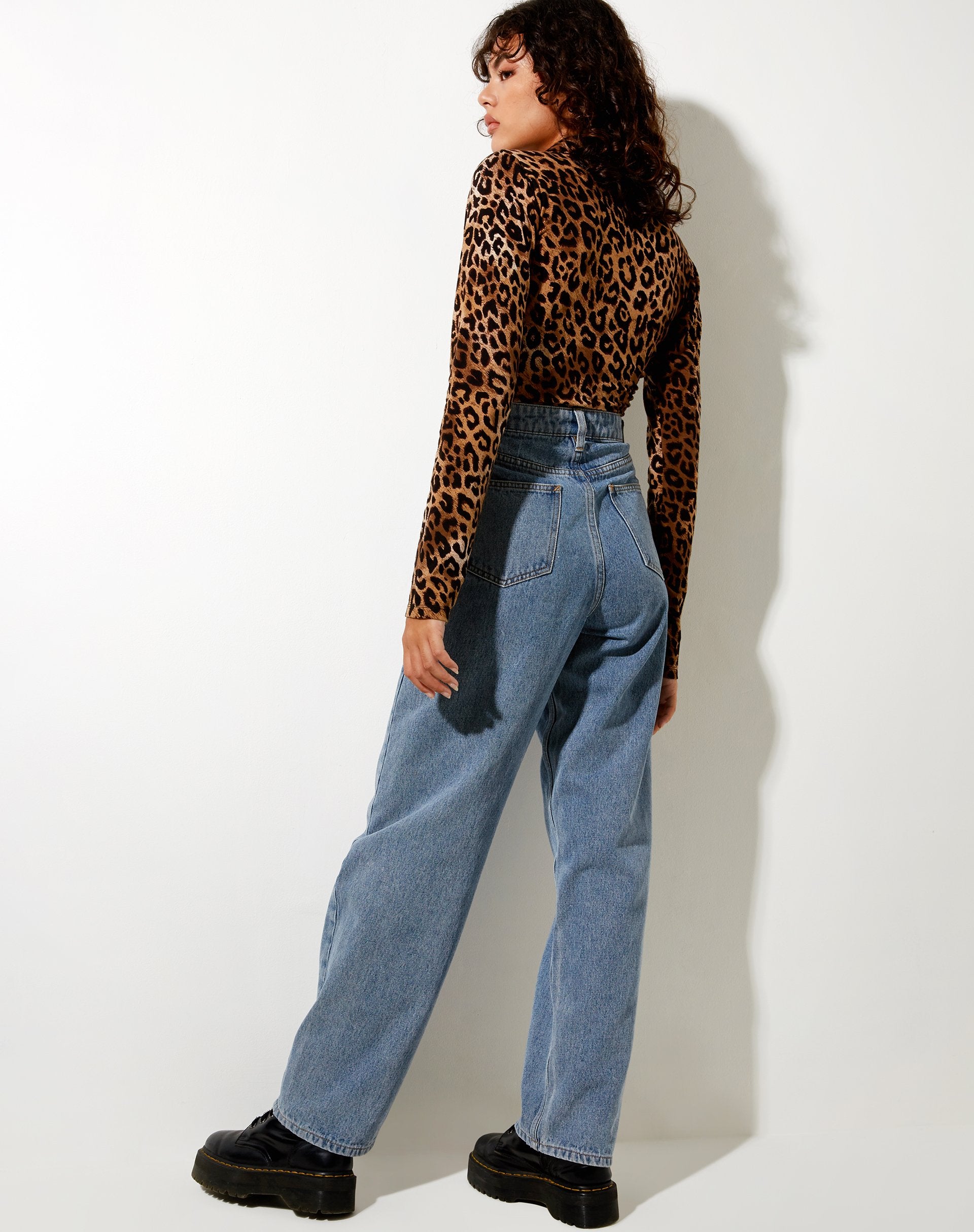 Immagine di Ryals Crop Top in Night Leopard Brown