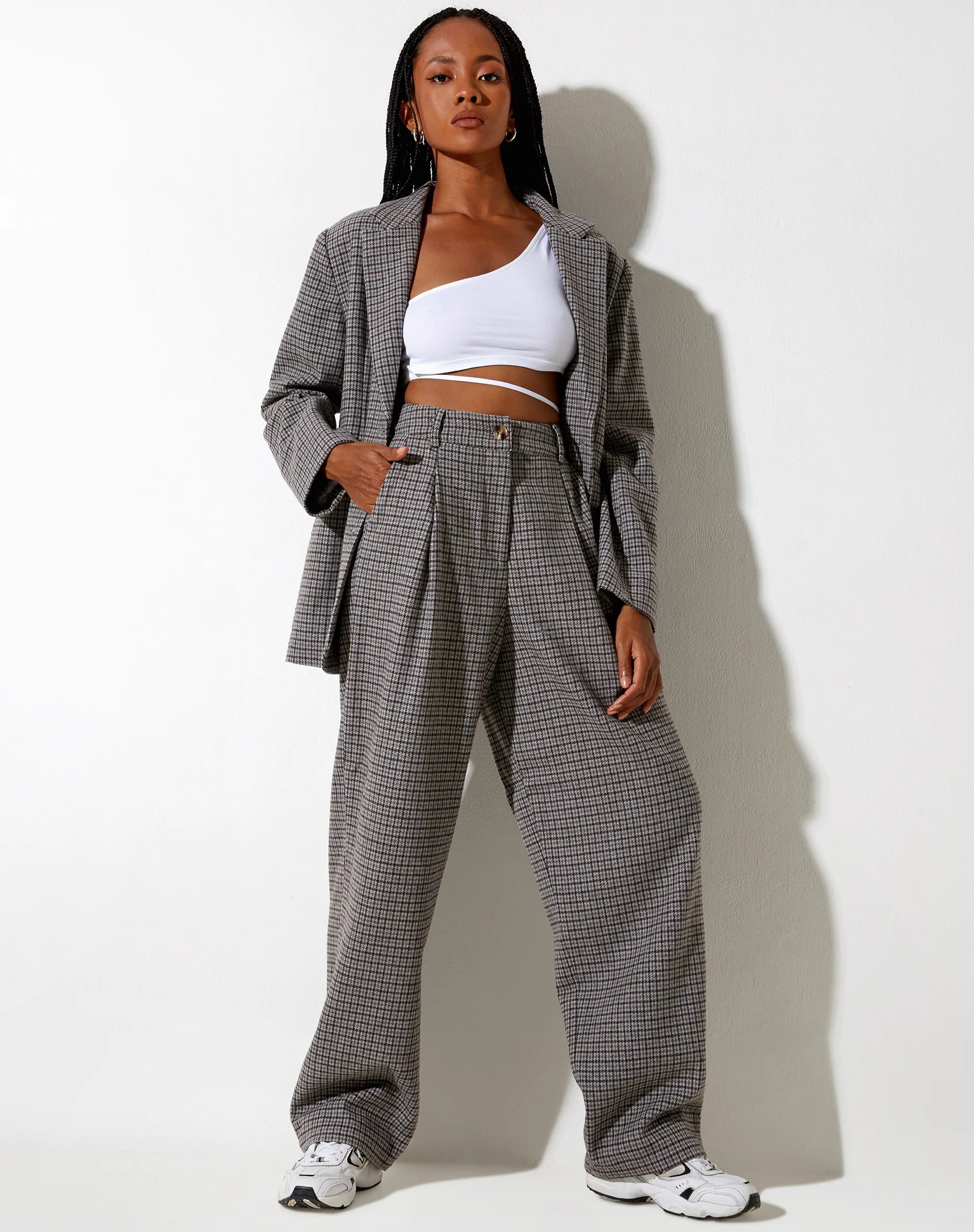 Immagine del pantalone Sakila in lana grigio e nero