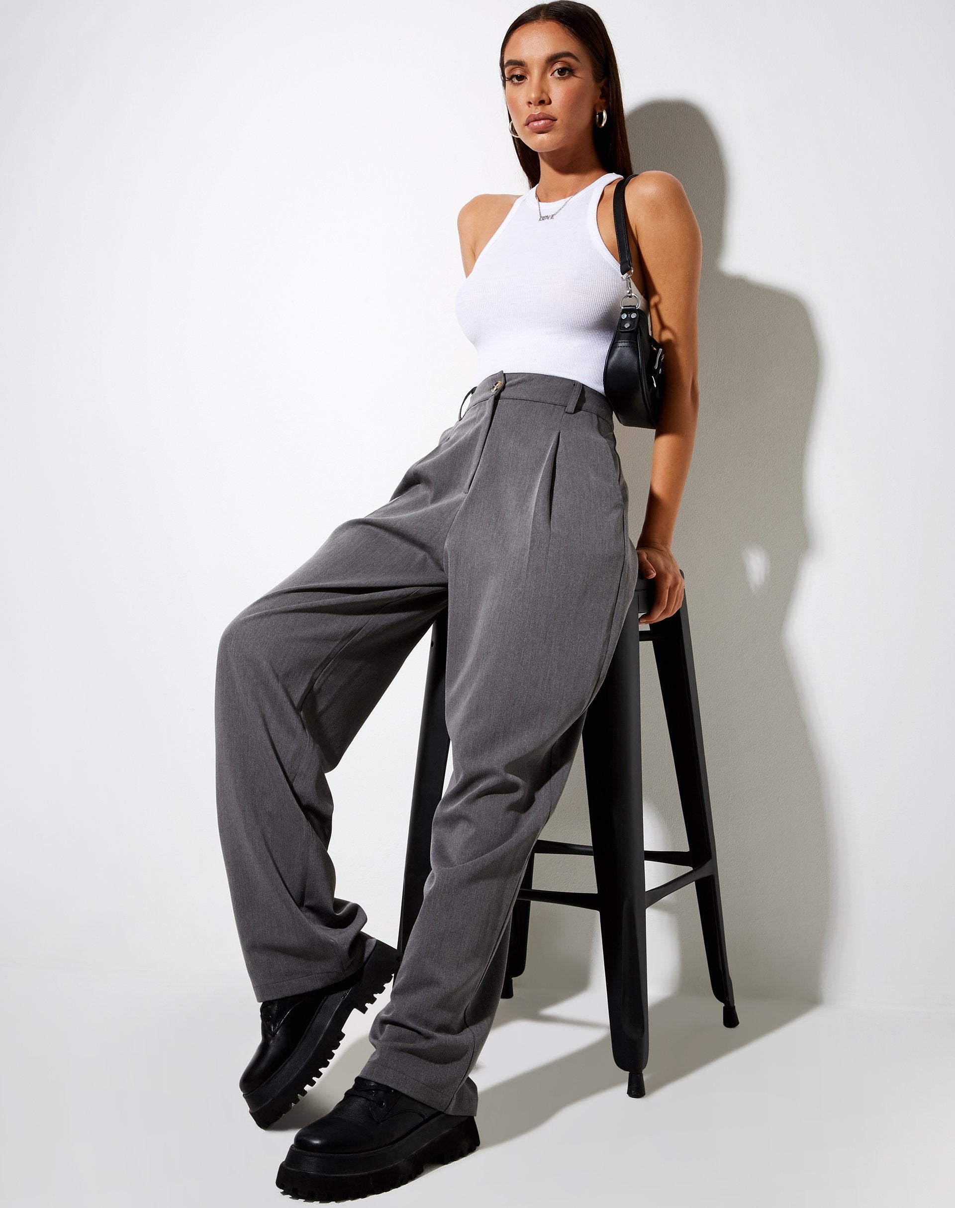 Immagine del pantalone Sakila in Charcoal sartoriale
