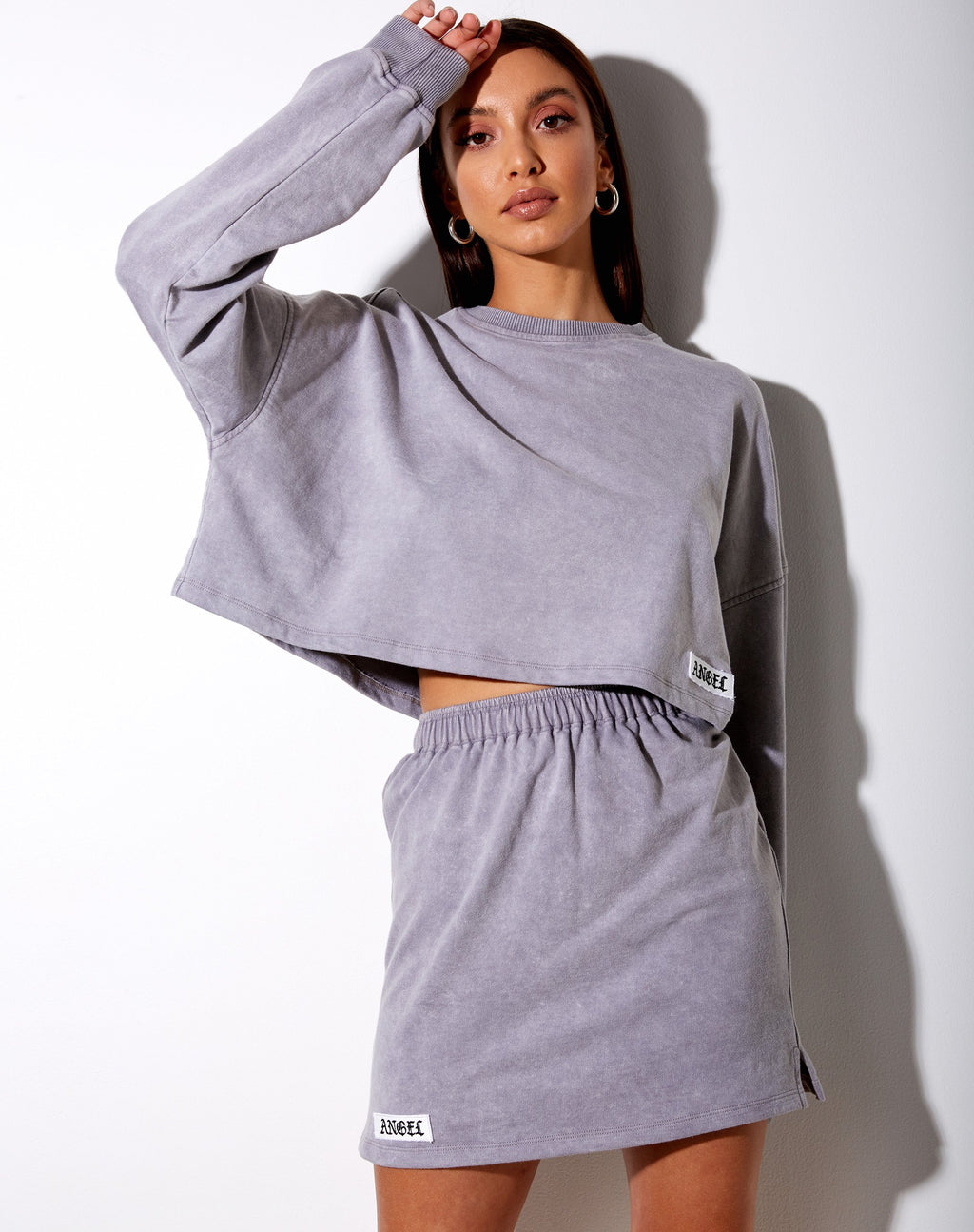 Minigonna Sami in lavaggio grigio con etichetta con logo "Angel".