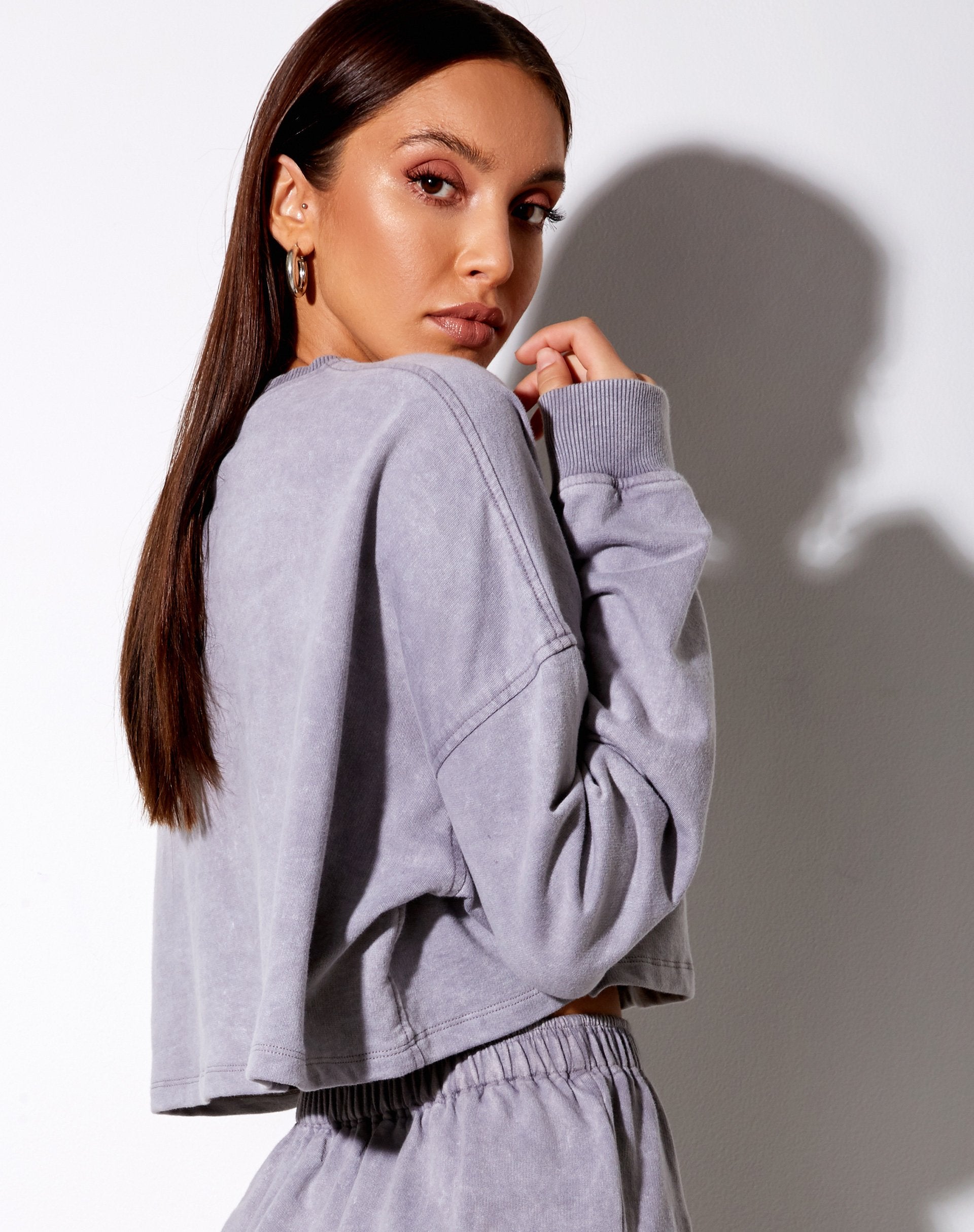 Immagine di Fawly Crop Top in Grey Wash Angel Embro Label