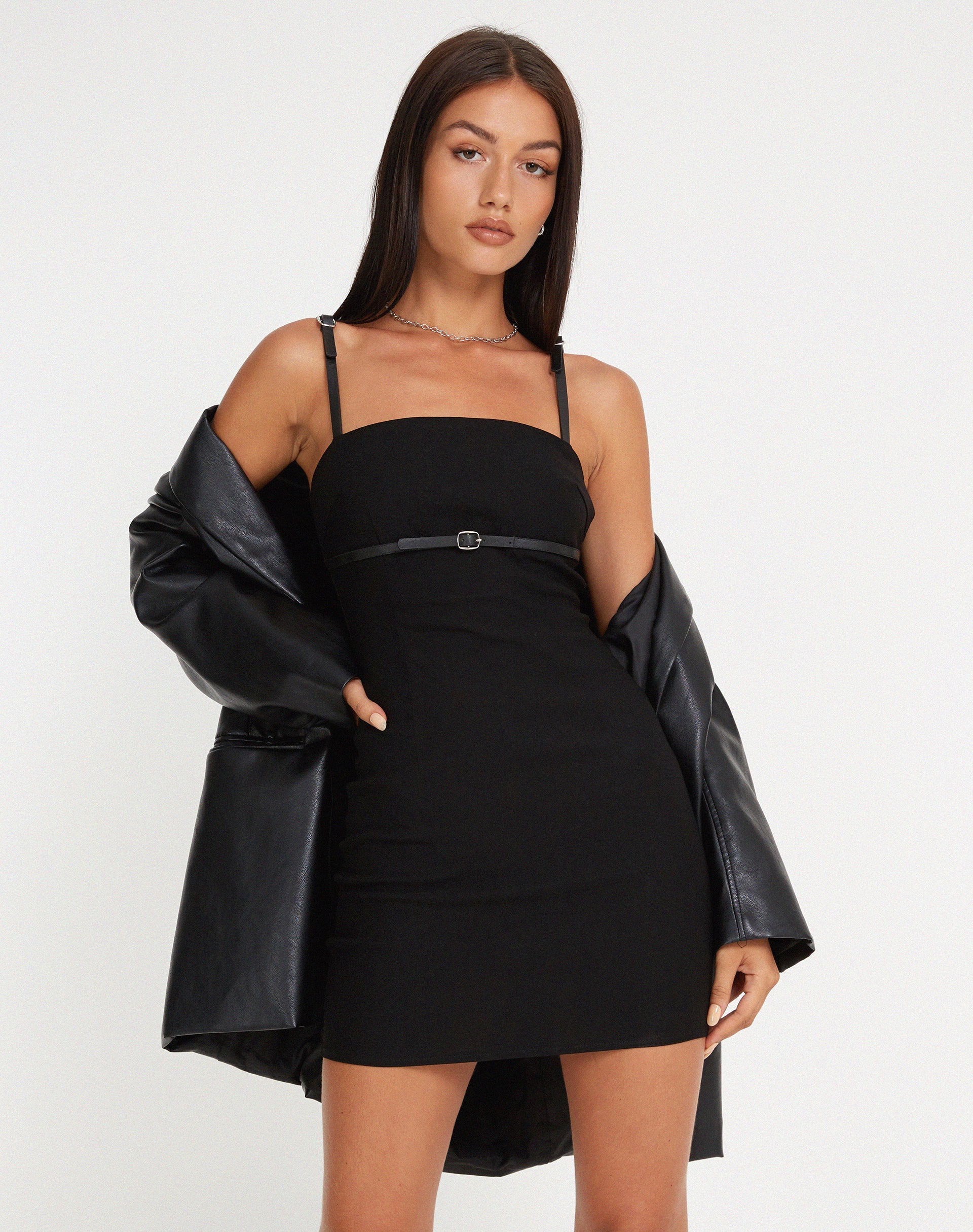 immagine di Saoirse Mini Dress in nero sartoriale