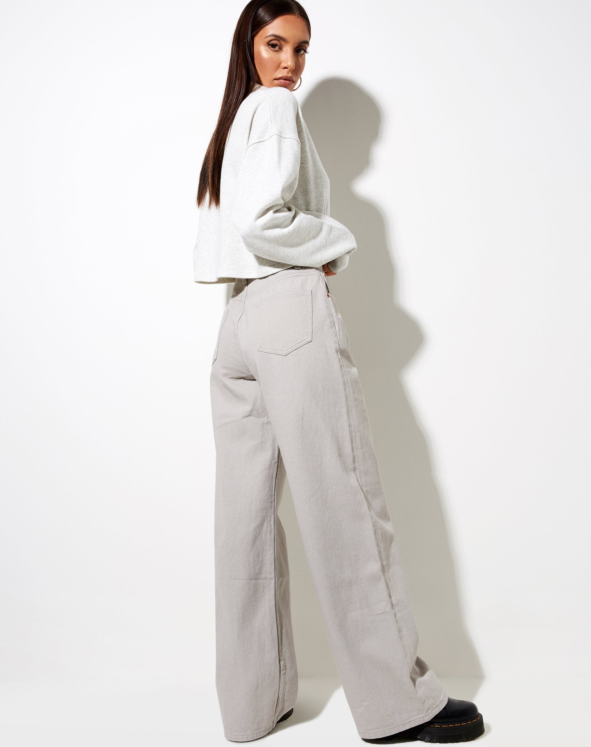 Immagine di Saria Crop Top in Grey Wash Angel Energy Label