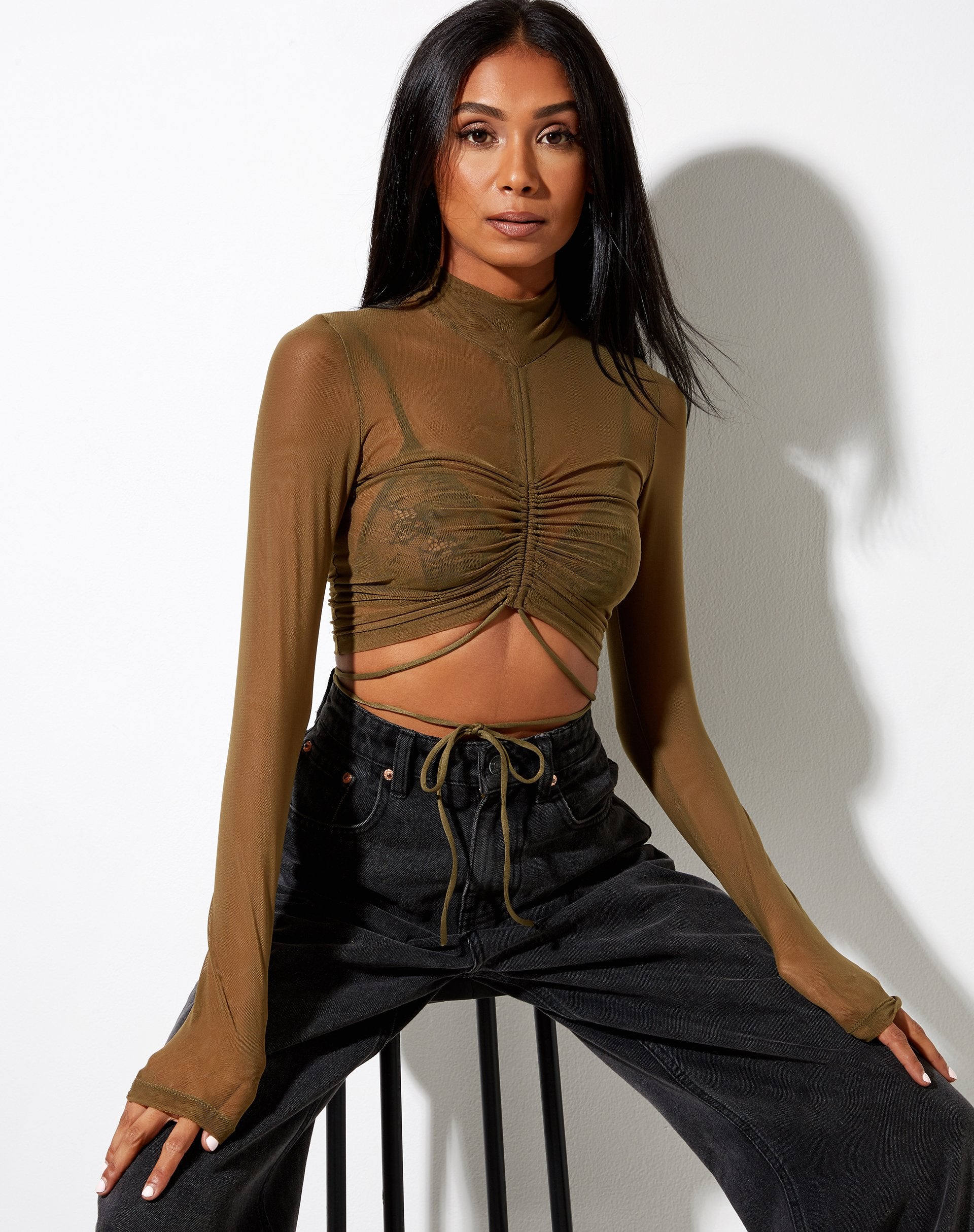 Immagine di Sauja Crop Top in maglia verde kaki