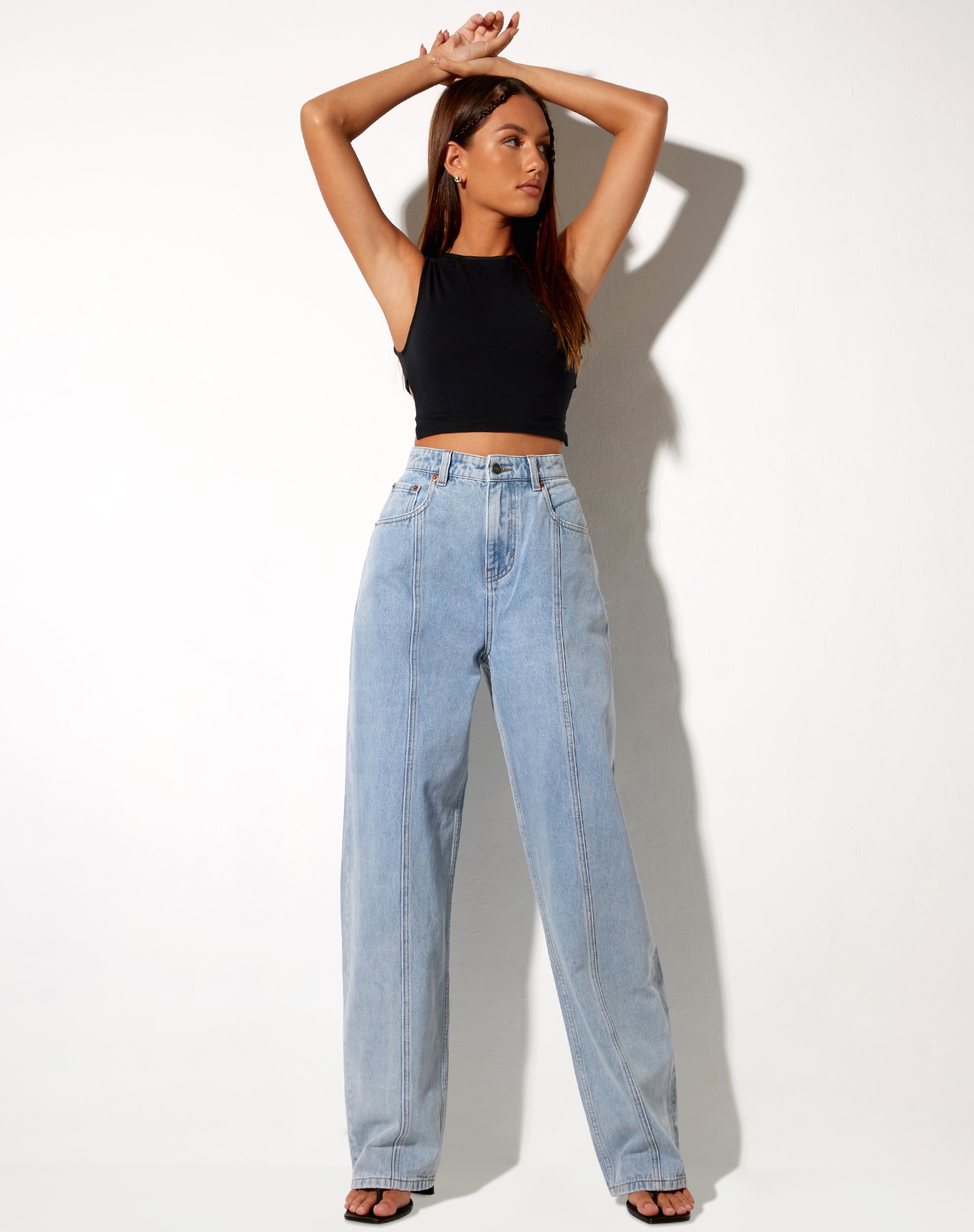 Immagine di Seam Parallel Jeans in Light Wash Blue