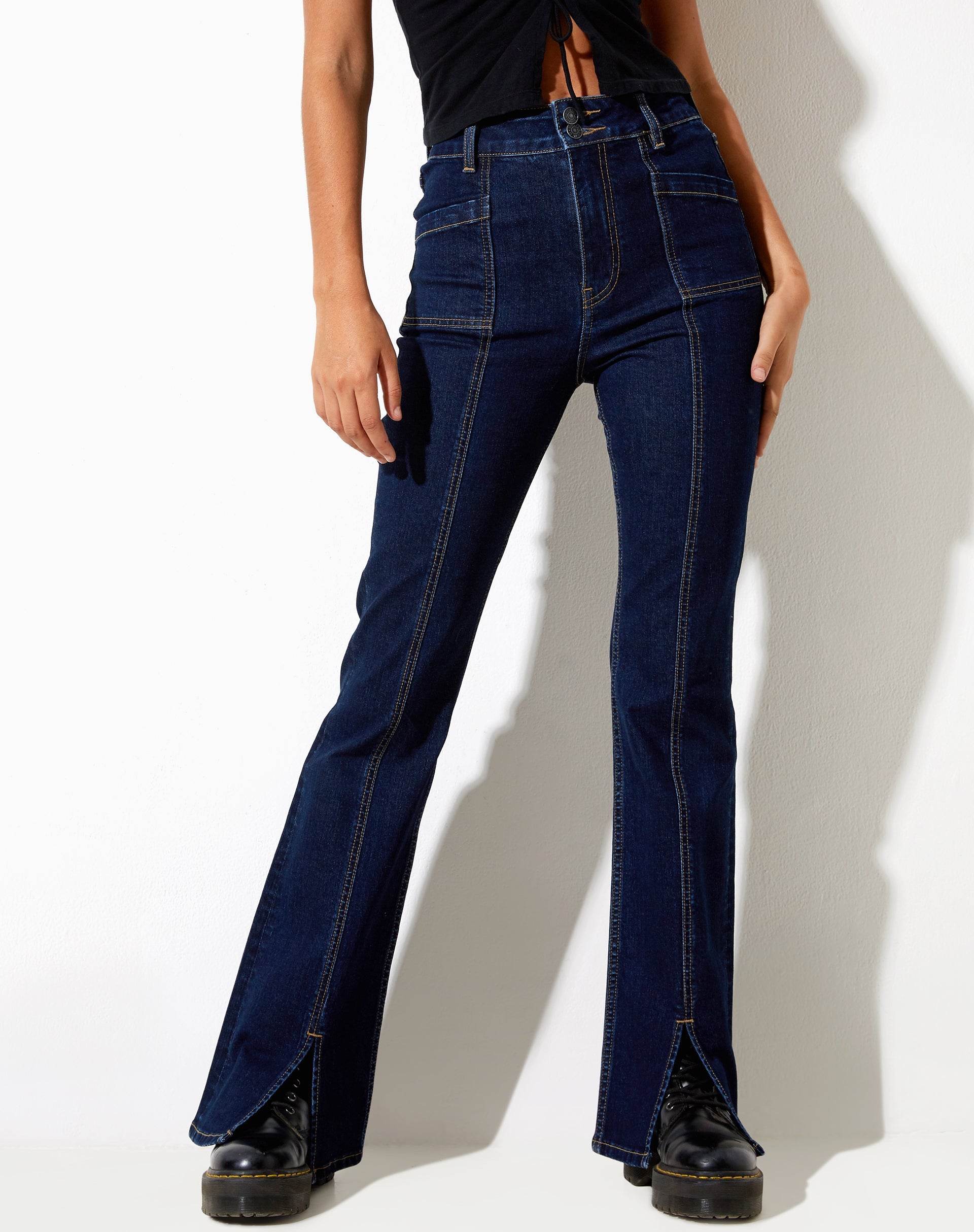Immagine dei jeans Seam Split in blu indaco