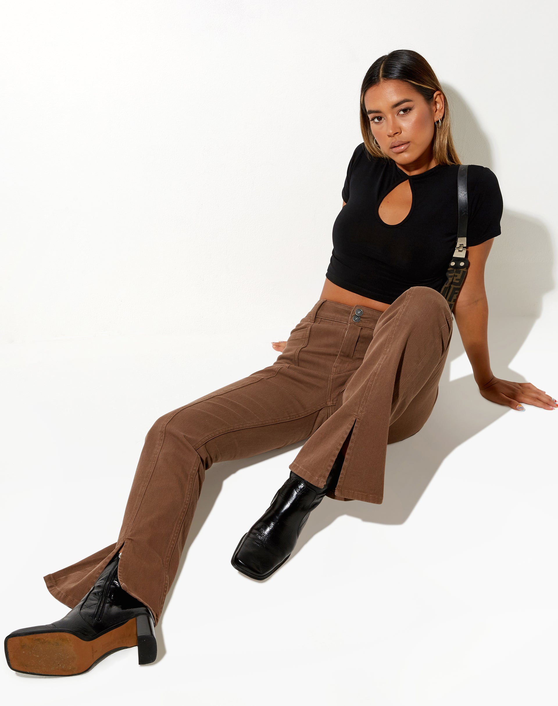 Immagine dei jeans Seam Split in Rich Brown