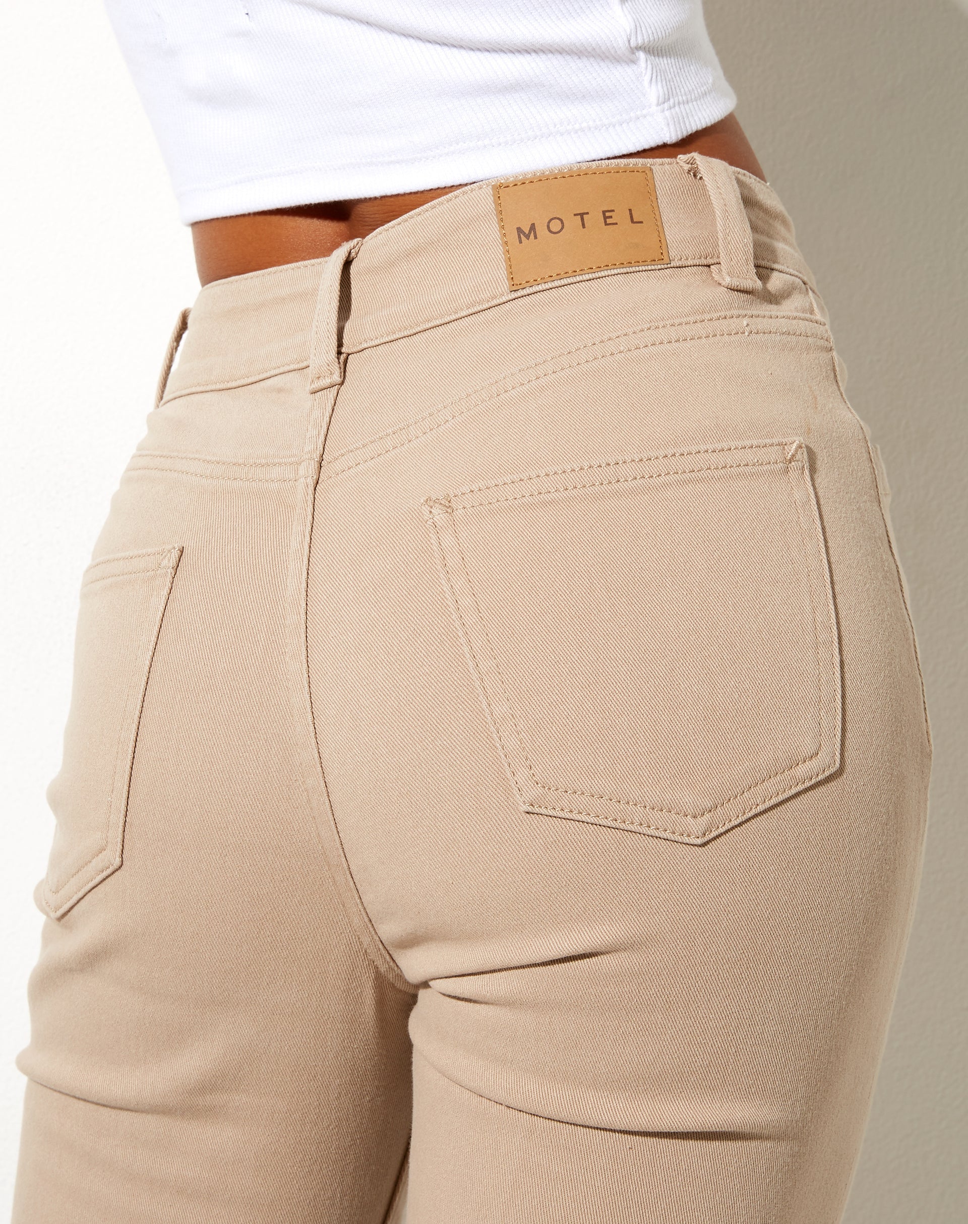Immagine dei jeans Seam Split in inverno Sandwash