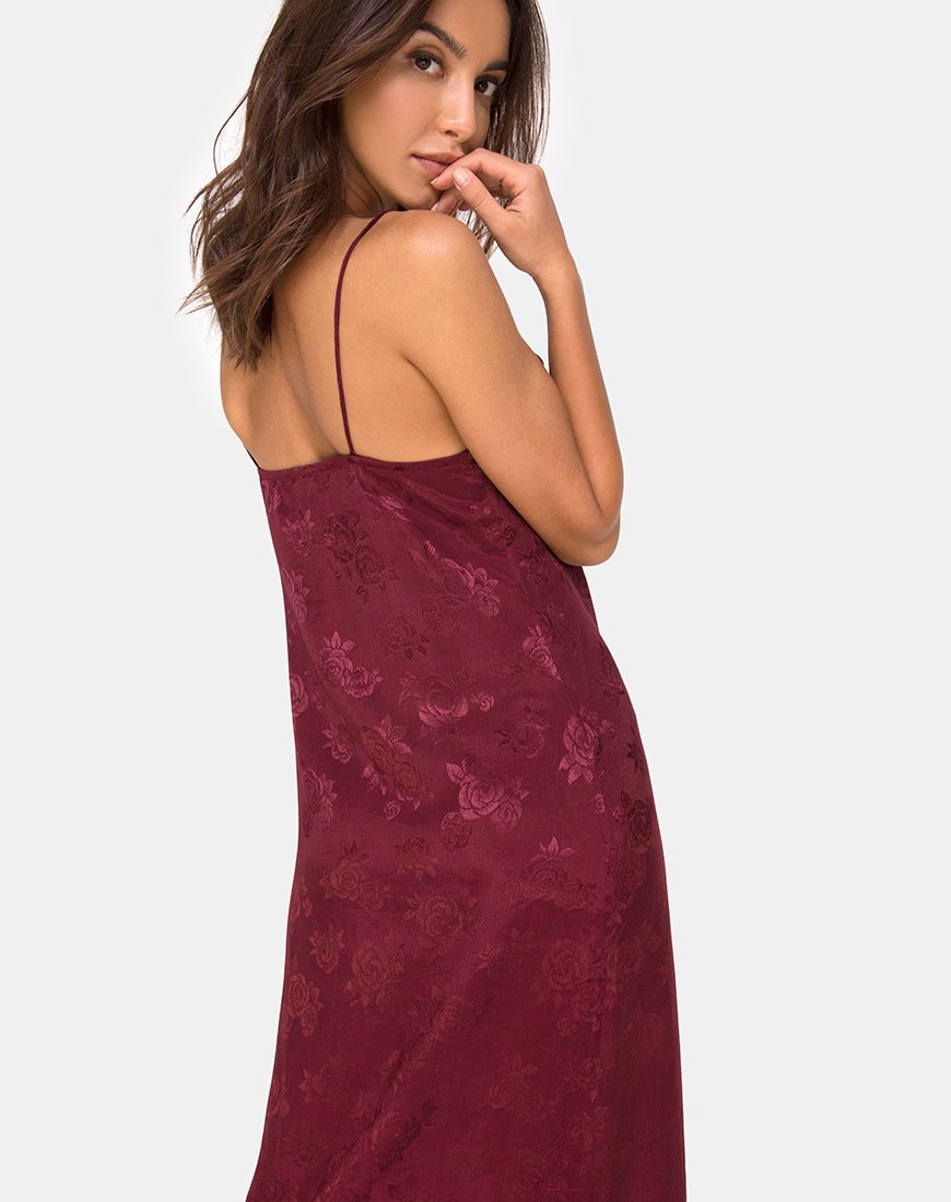 Immagine dell'abito Senia in raso rosa bordeaux