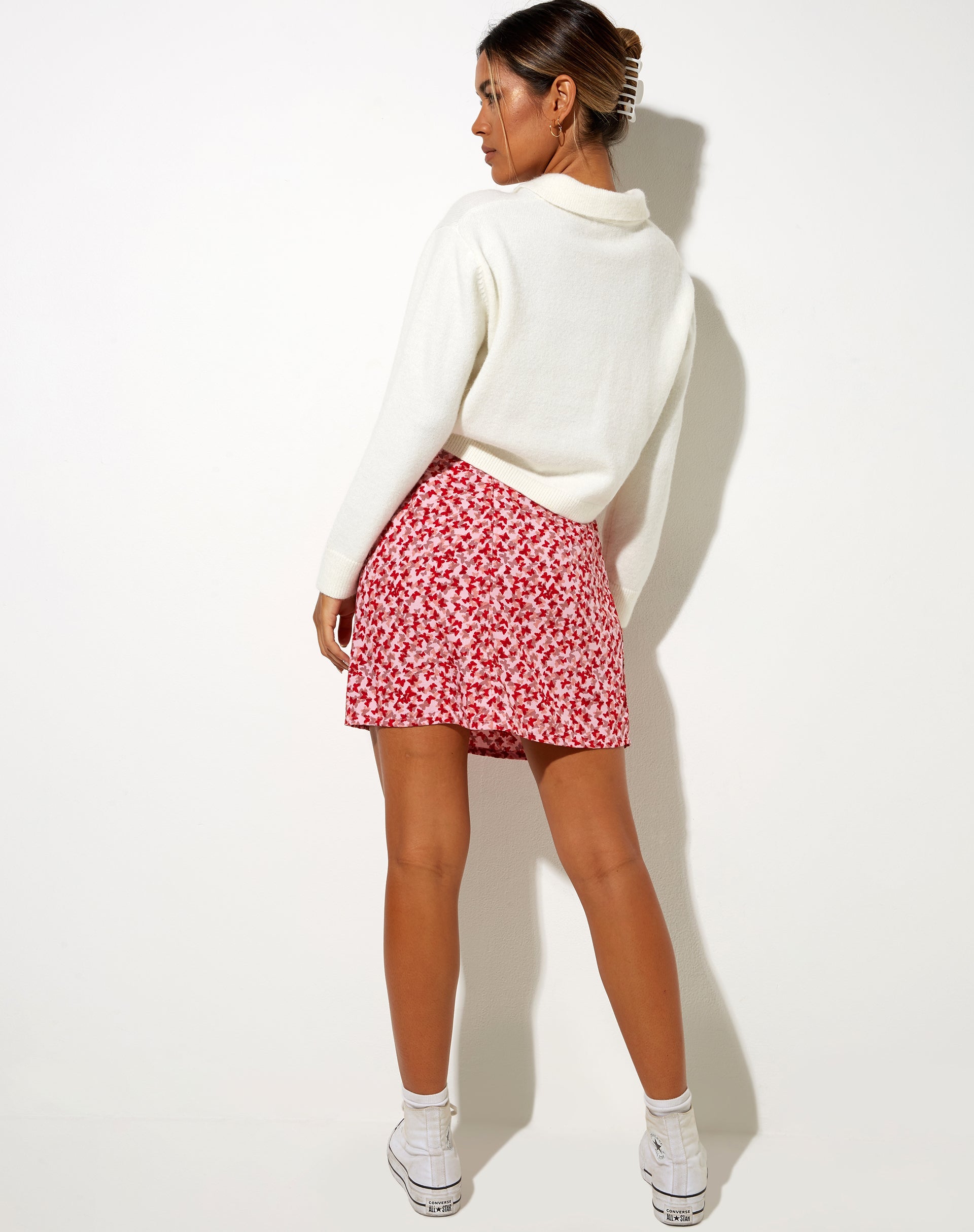 Immagine di Sheny Mini Gonna in Ditsy Butterfly Pesca e Rosso