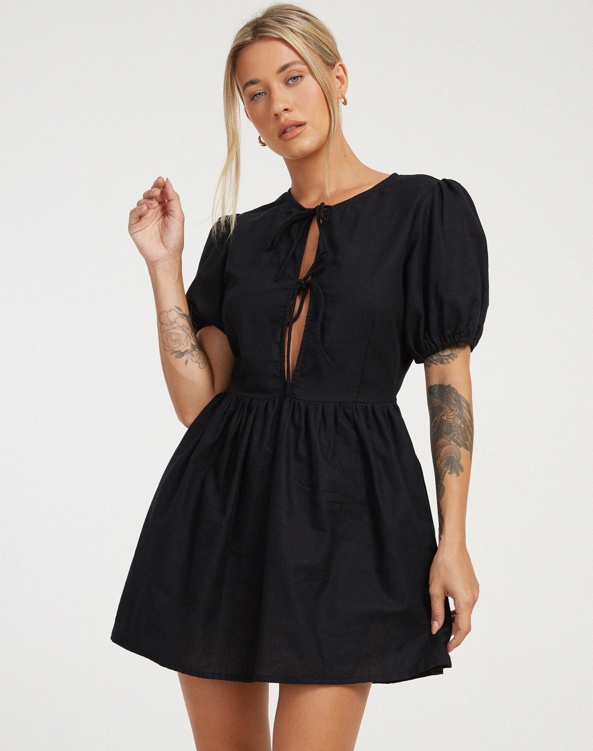 immagine di Shirley Mini Dress in nero