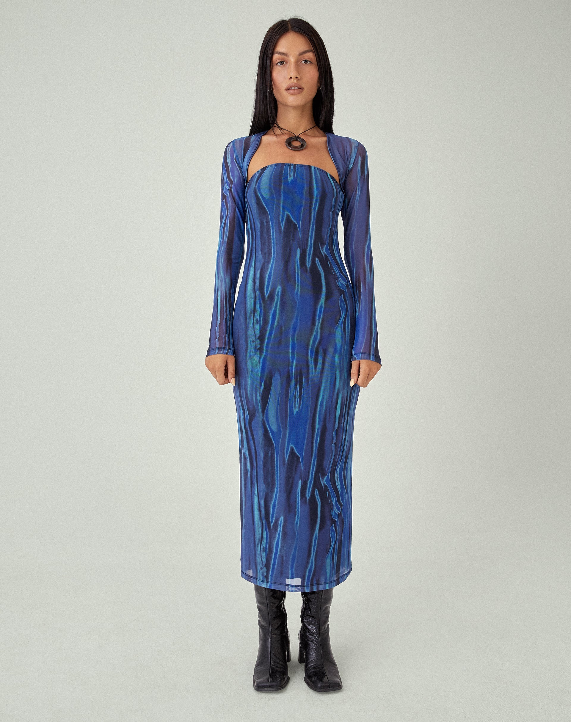 immagine di MOTEL X JACQUIE Shuro Maxi Dress in Colour Bleed Blue