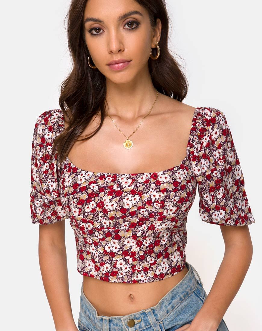 Top Silvia in rosso con fascino floreale