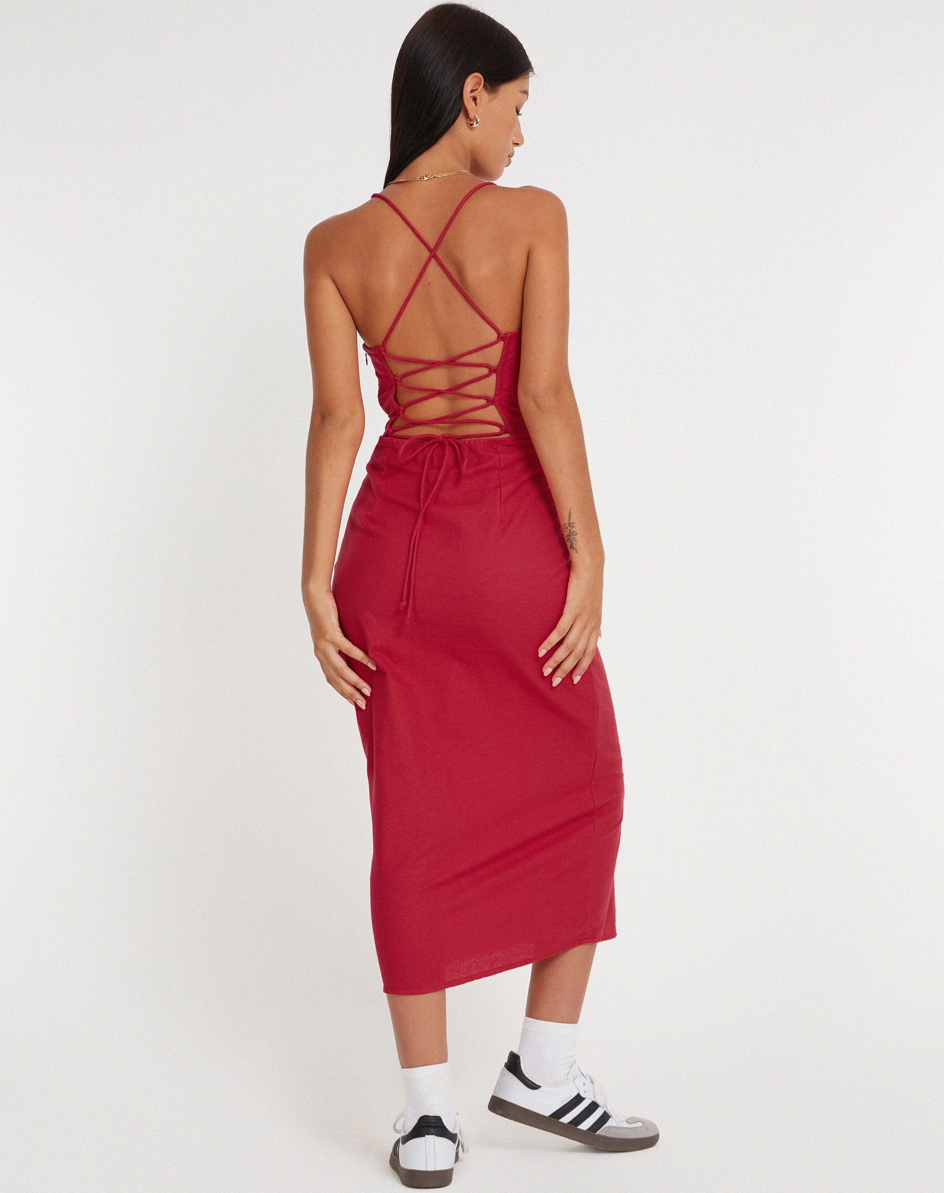 immagine di Sky Midi Dress in Tango Red