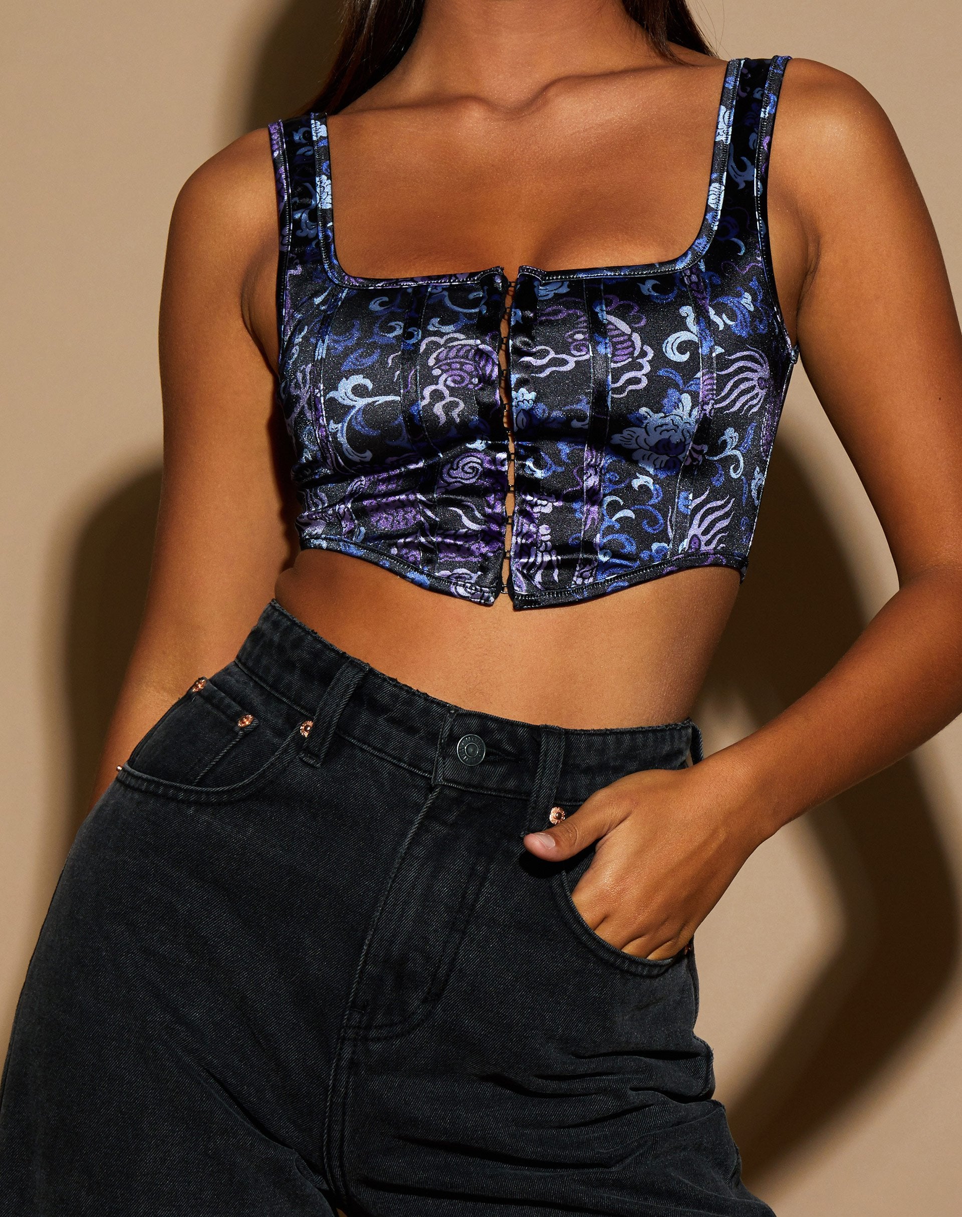 Immagine di Elix Crop Top in Dragon Blue