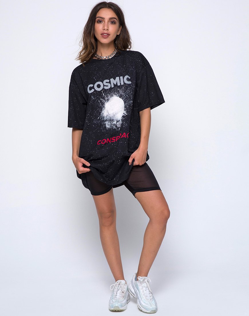 Immagine di Sunny Kiss Oversize Tee in nero Cosmic Conspiracy