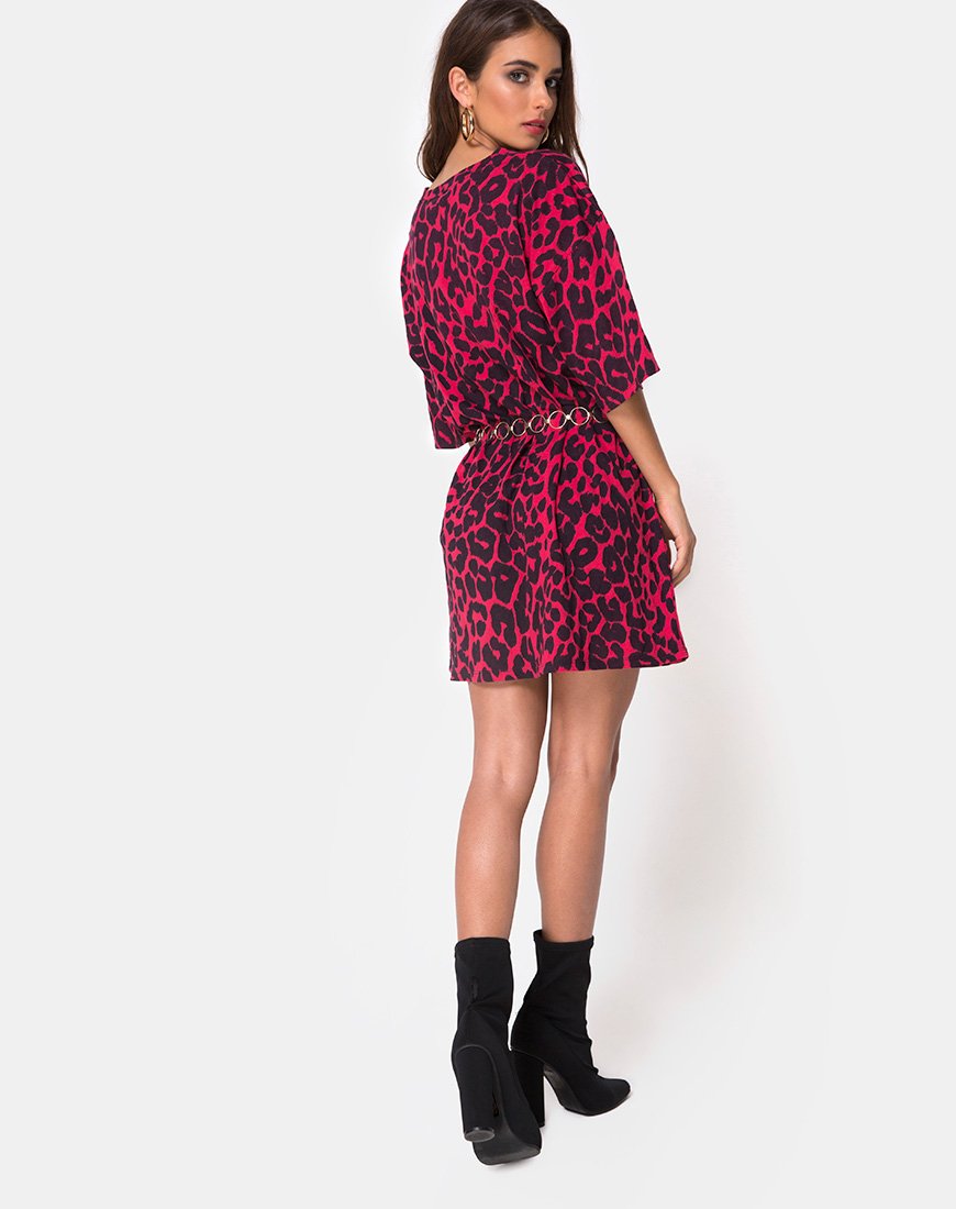 Immagine di Sunny Kiss Tee in rosso giaguaro oversize