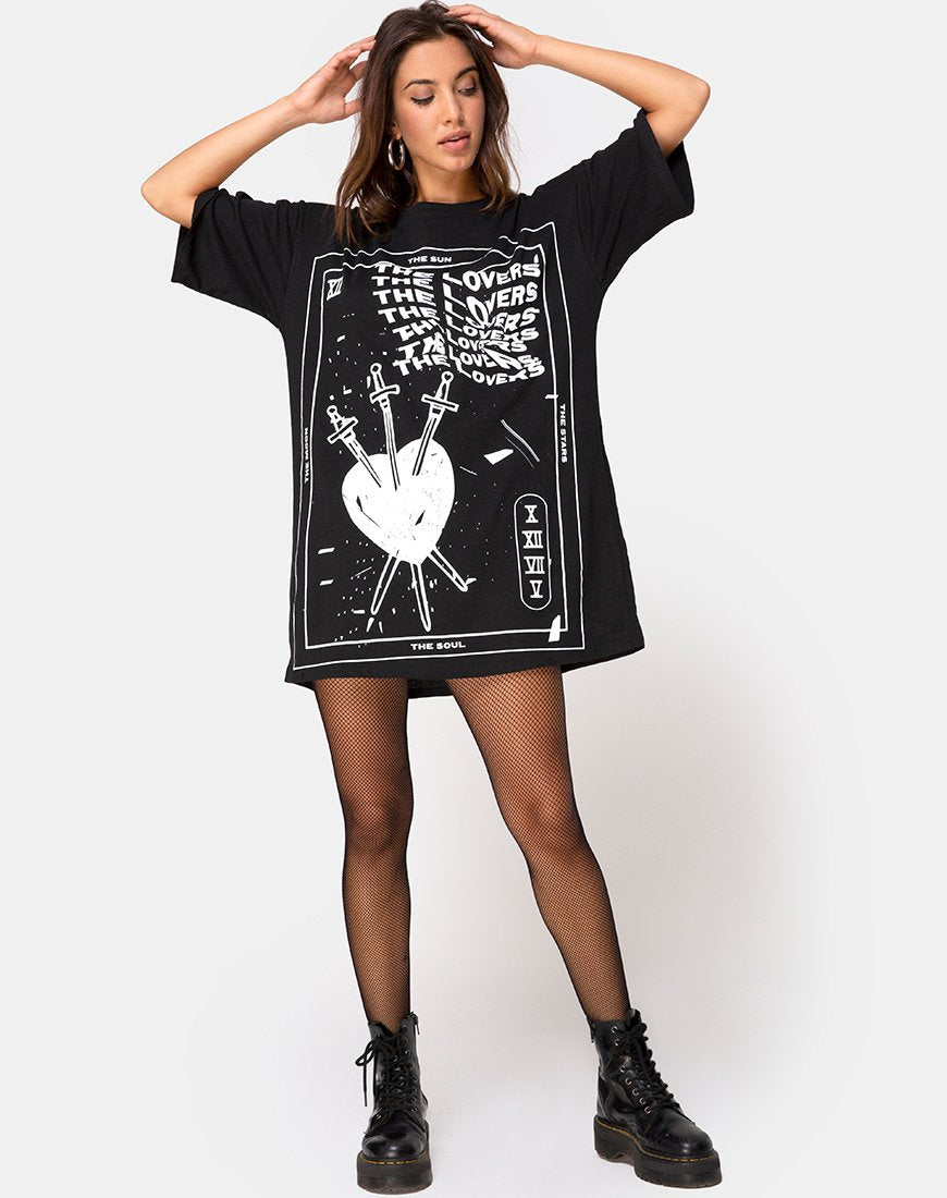 Immagine di Sunny Kiss Tee in the Sun, Lover and Soul