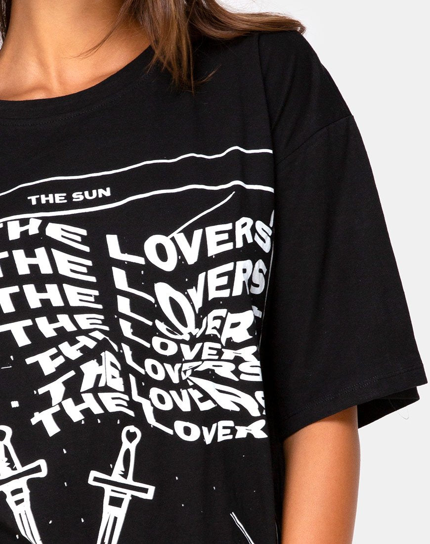 Immagine di Sunny Kiss Tee in the Sun, Lover and Soul