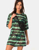 Immagine della t-shirt Sunny Kiss in maglia turchese tie dye