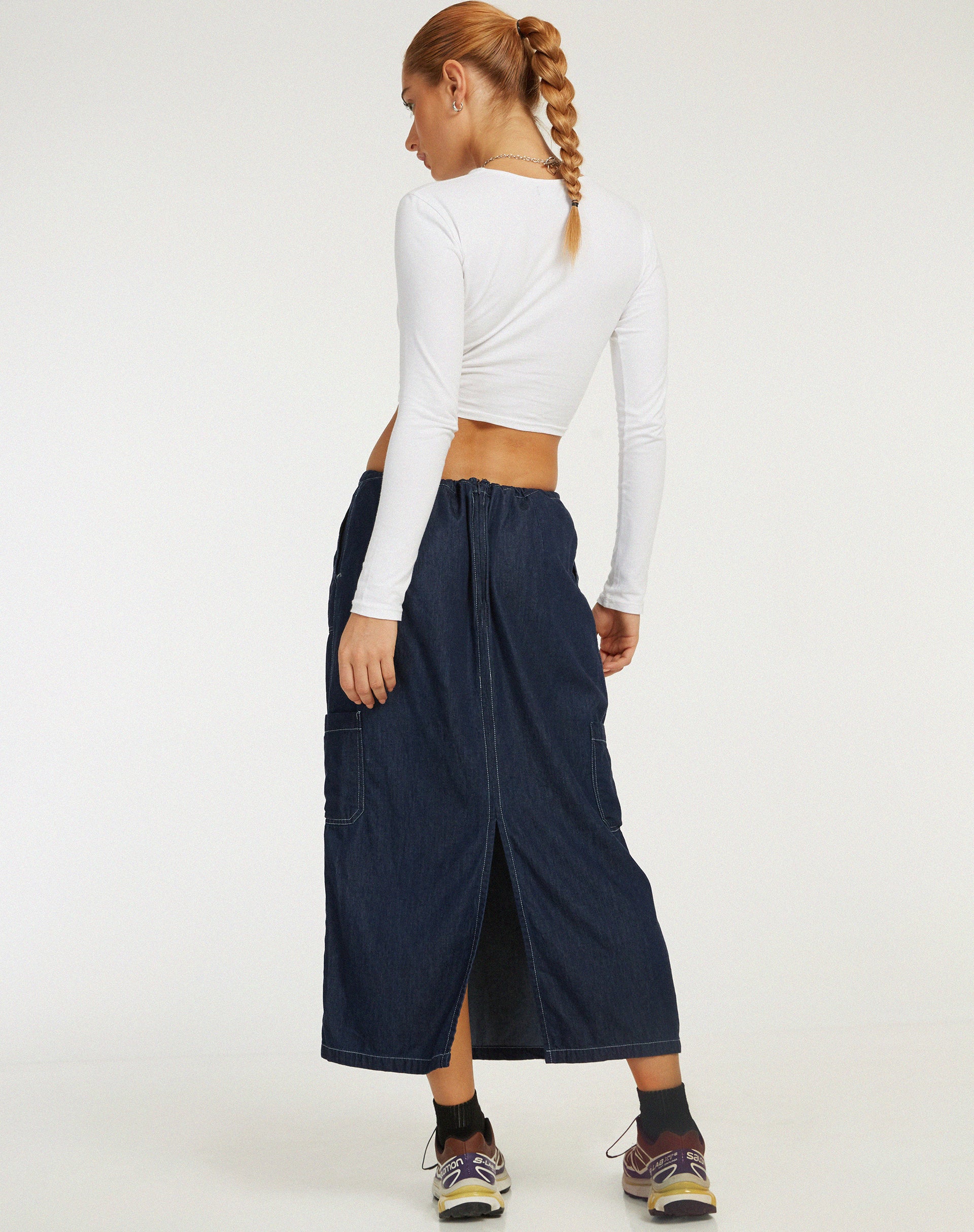 immagine di Swari Midi Skirt in Denim Dark Chambray
