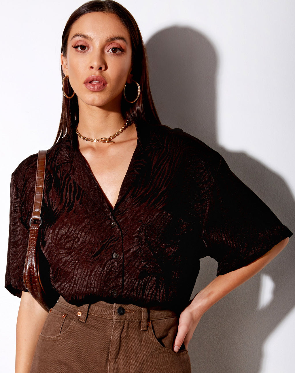 Camicia Taelsa in satin zebrato cioccolato amaro