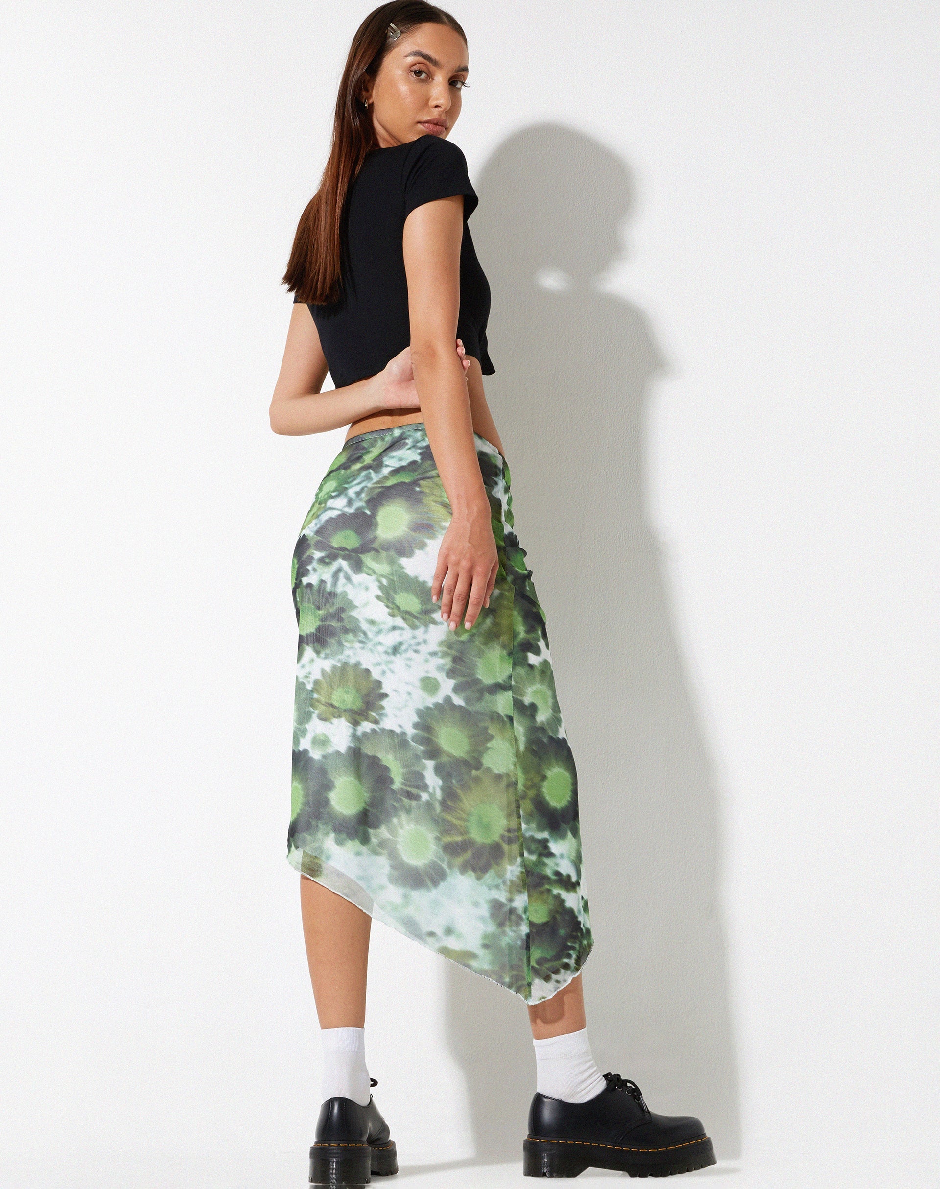 immagine di Tansu Midi Skirt in Xray Blurred Daisy Green