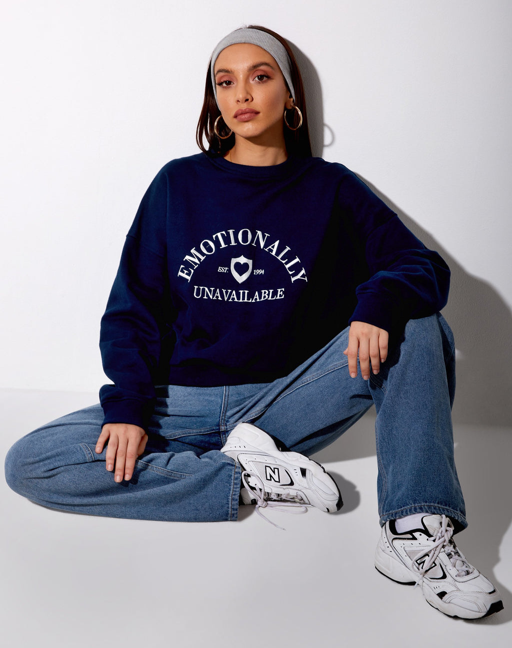 Felpa Ted 'Emotionally Unavailable' in blu scuro