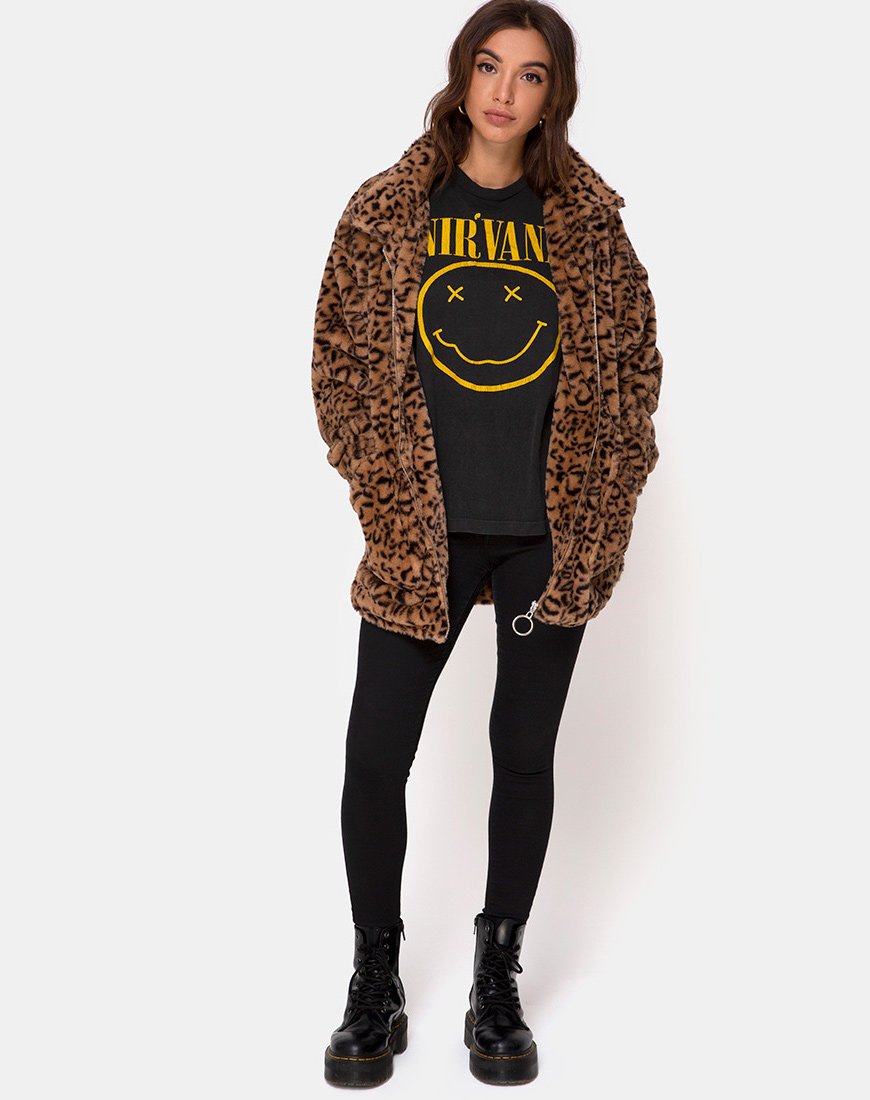 Immagine del cappotto di pelliccia di orsacchiotto in leopardo marrone