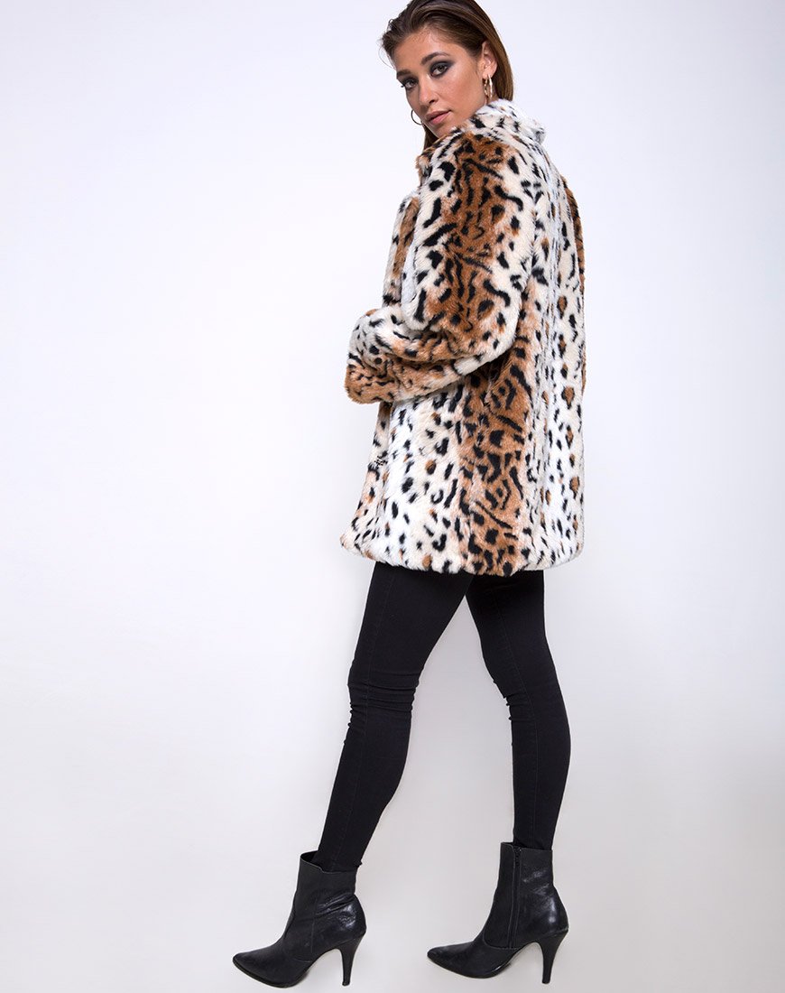 Immagine del cappotto Tina in pelliccia ecologica leopardata