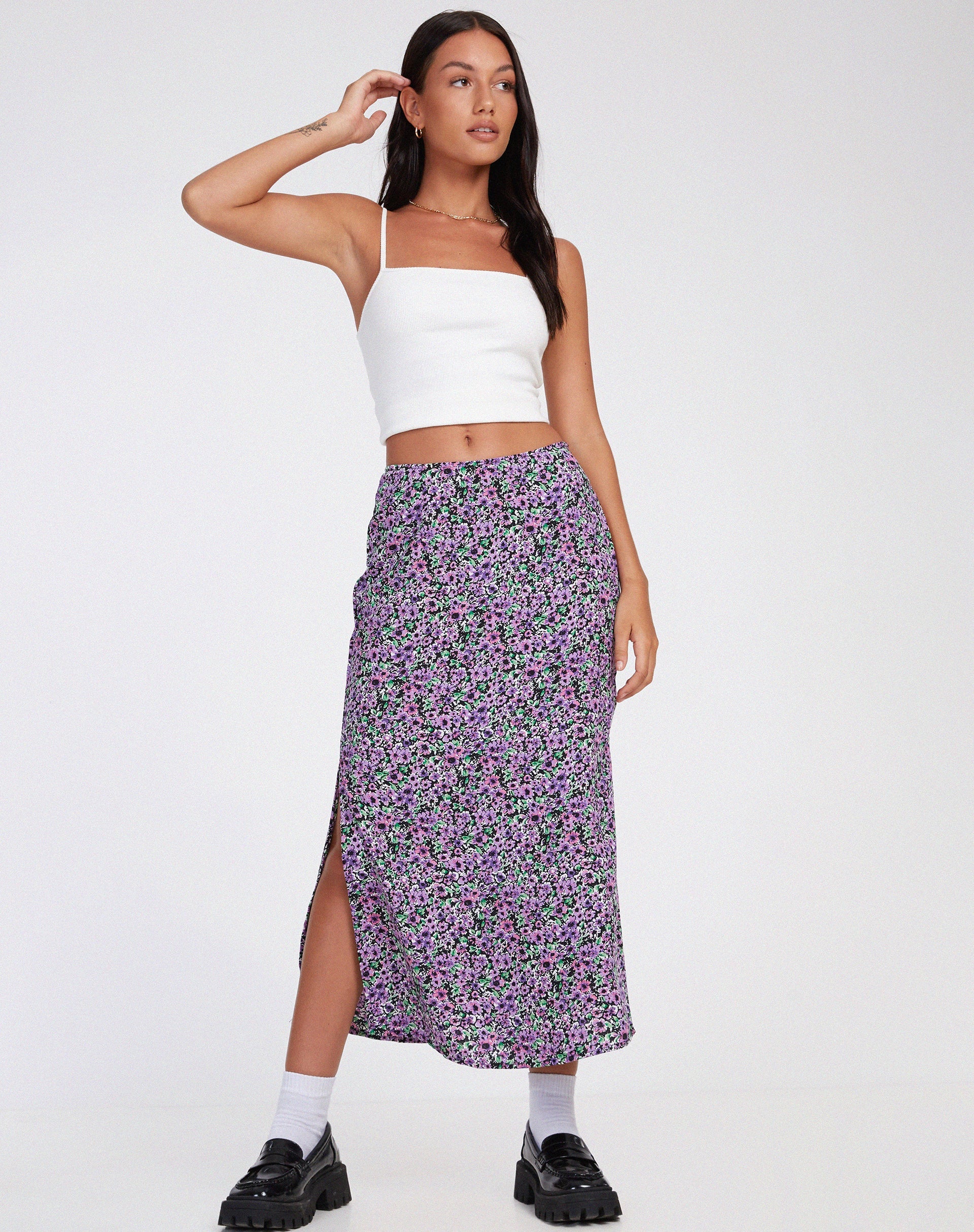 immagine di Tindra Midi Skirt in Lilac Blossom