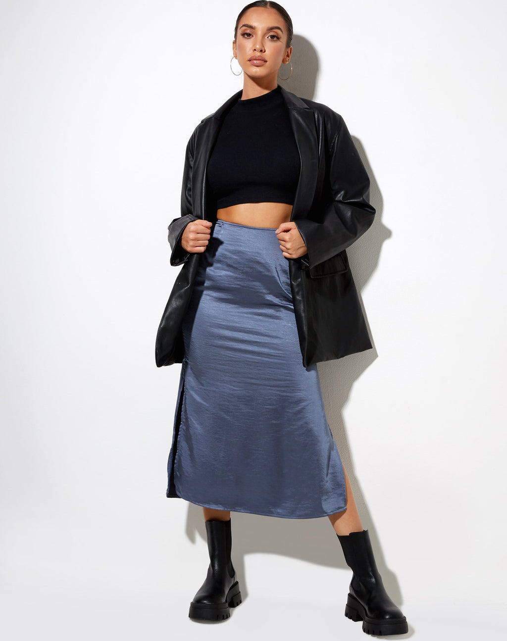 Gonna midi Tindra in raso blu ardesia