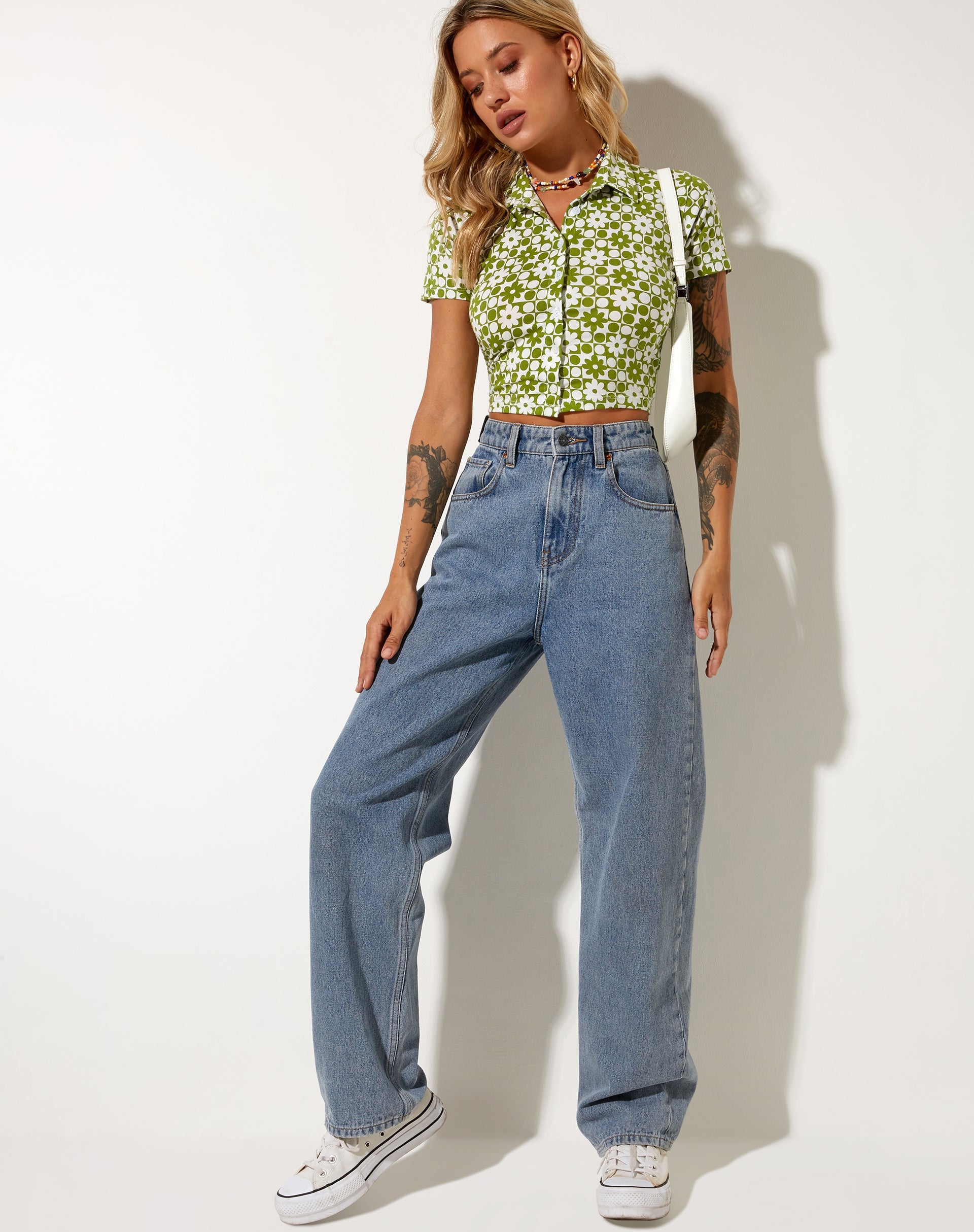 Immagine di Wuma Cropped Shirt in Patchwork Daisy Verde