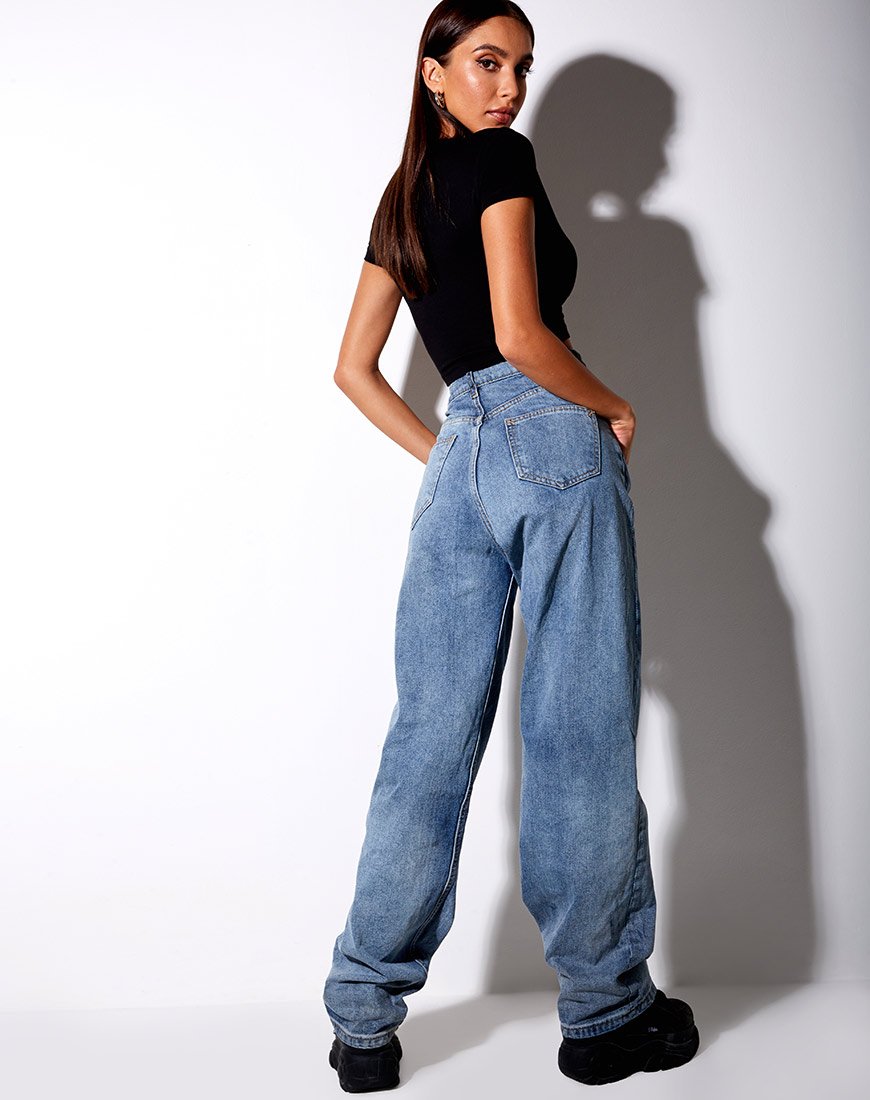 Immagine di Tiney Crop Tee in nero Ariete Diamante