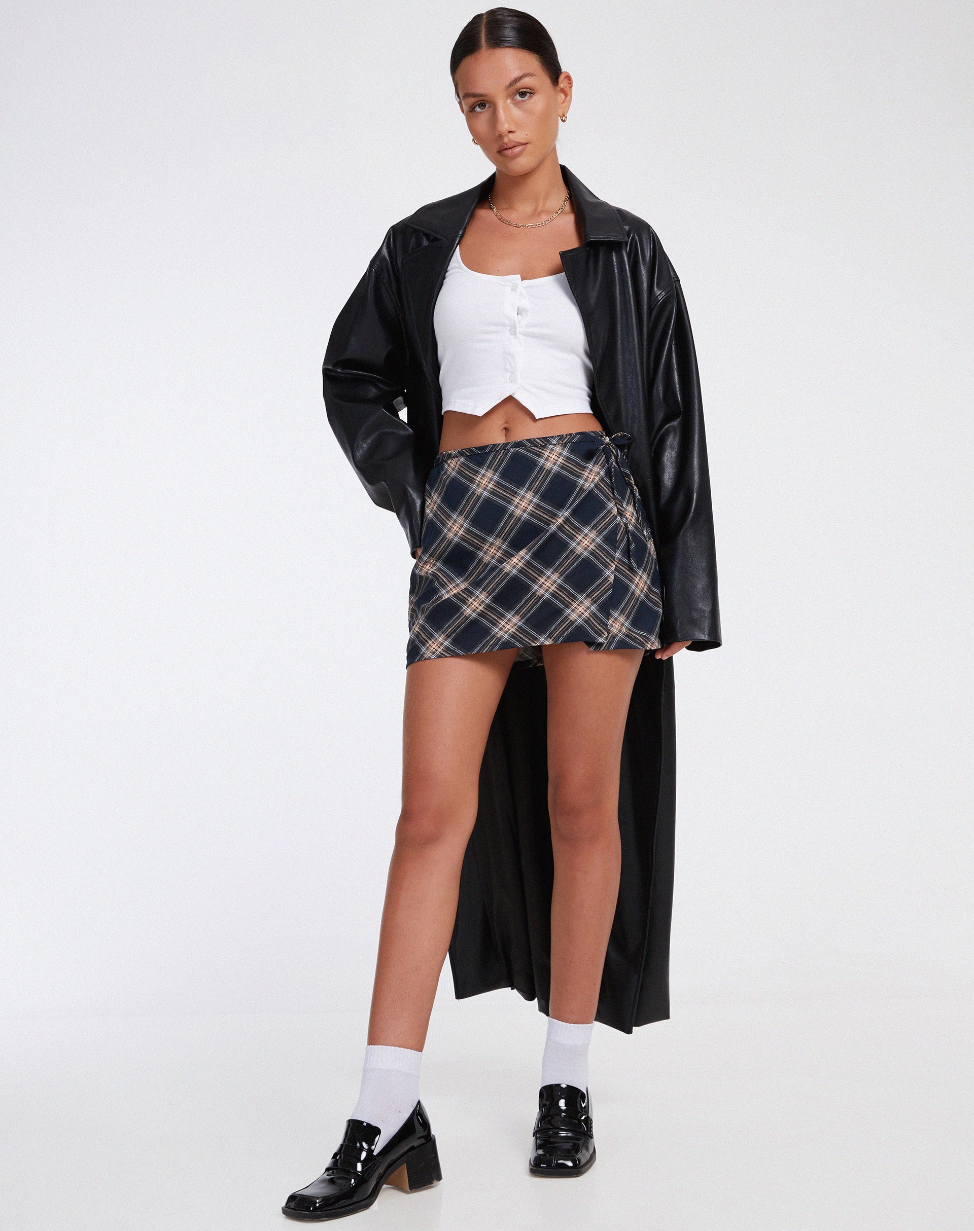 immagine di Volta Mini Skirt in 20's Check Nero e Grigio