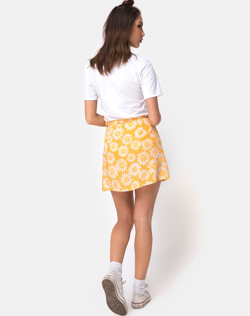 Immagine di Derla Wrap Skirt in Sunkissed Floral Yellow