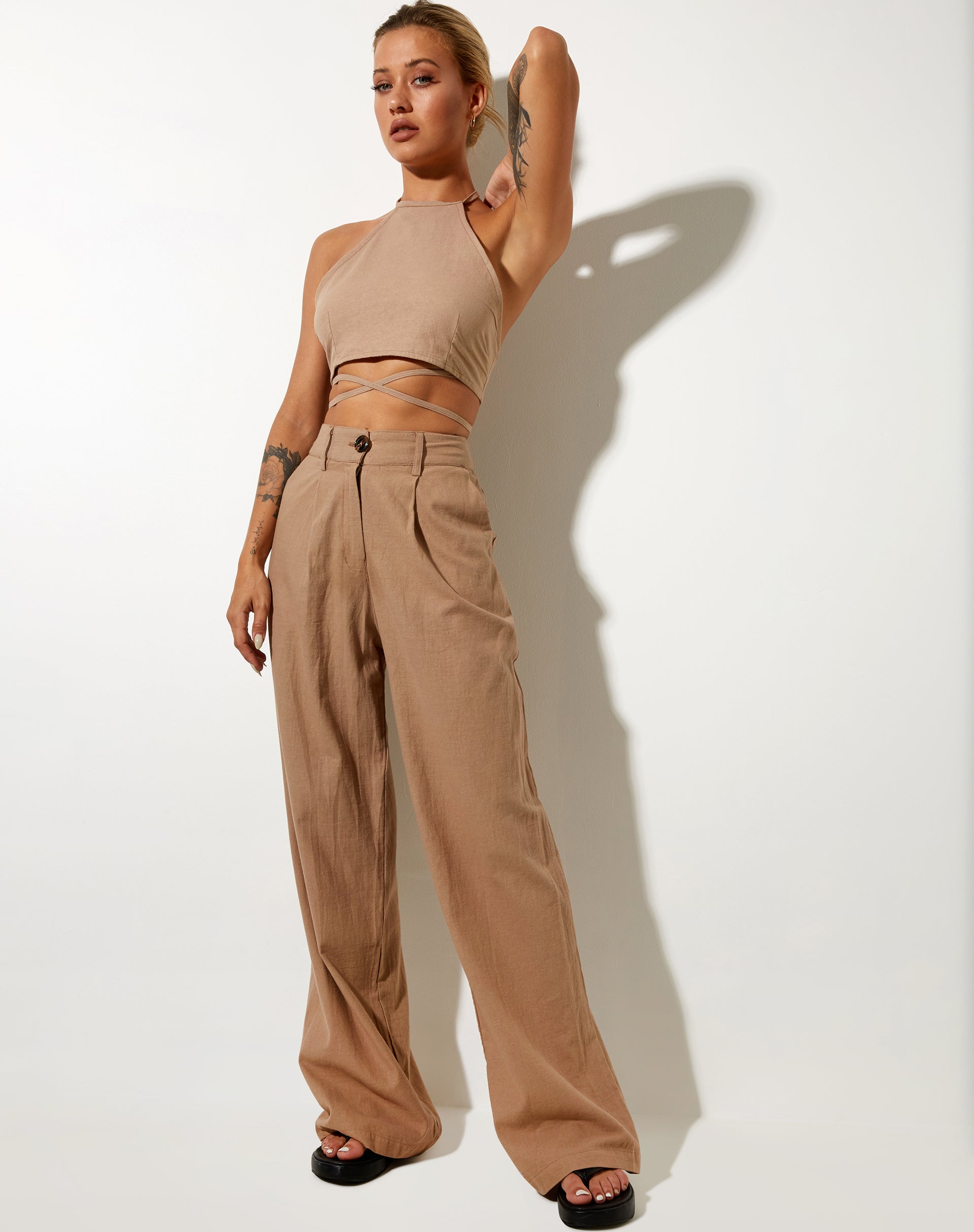 Immagine del pantalone Levo in Rami Biscuit