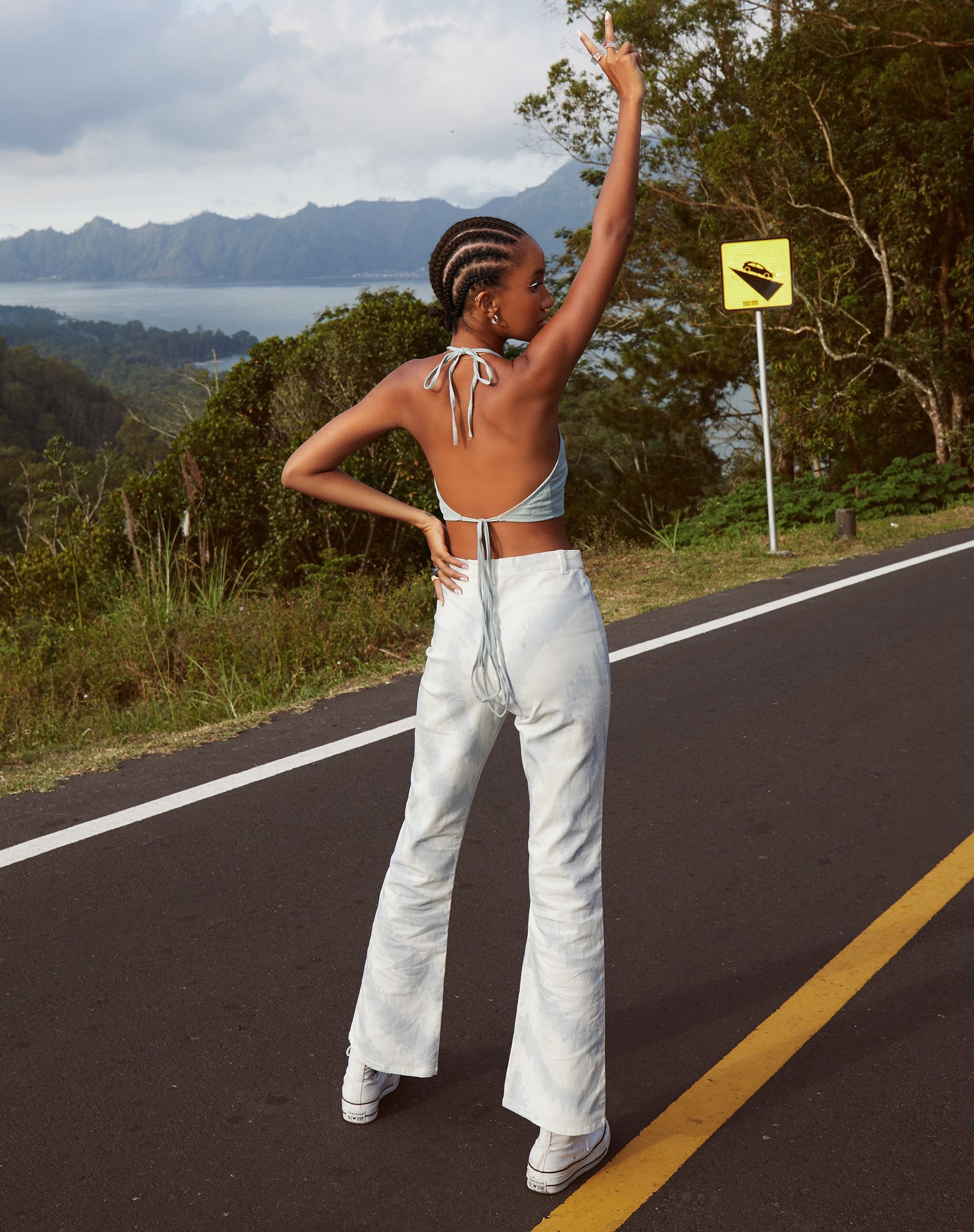 Immagine di Zoven Pantalone in blu e bianco Swirl