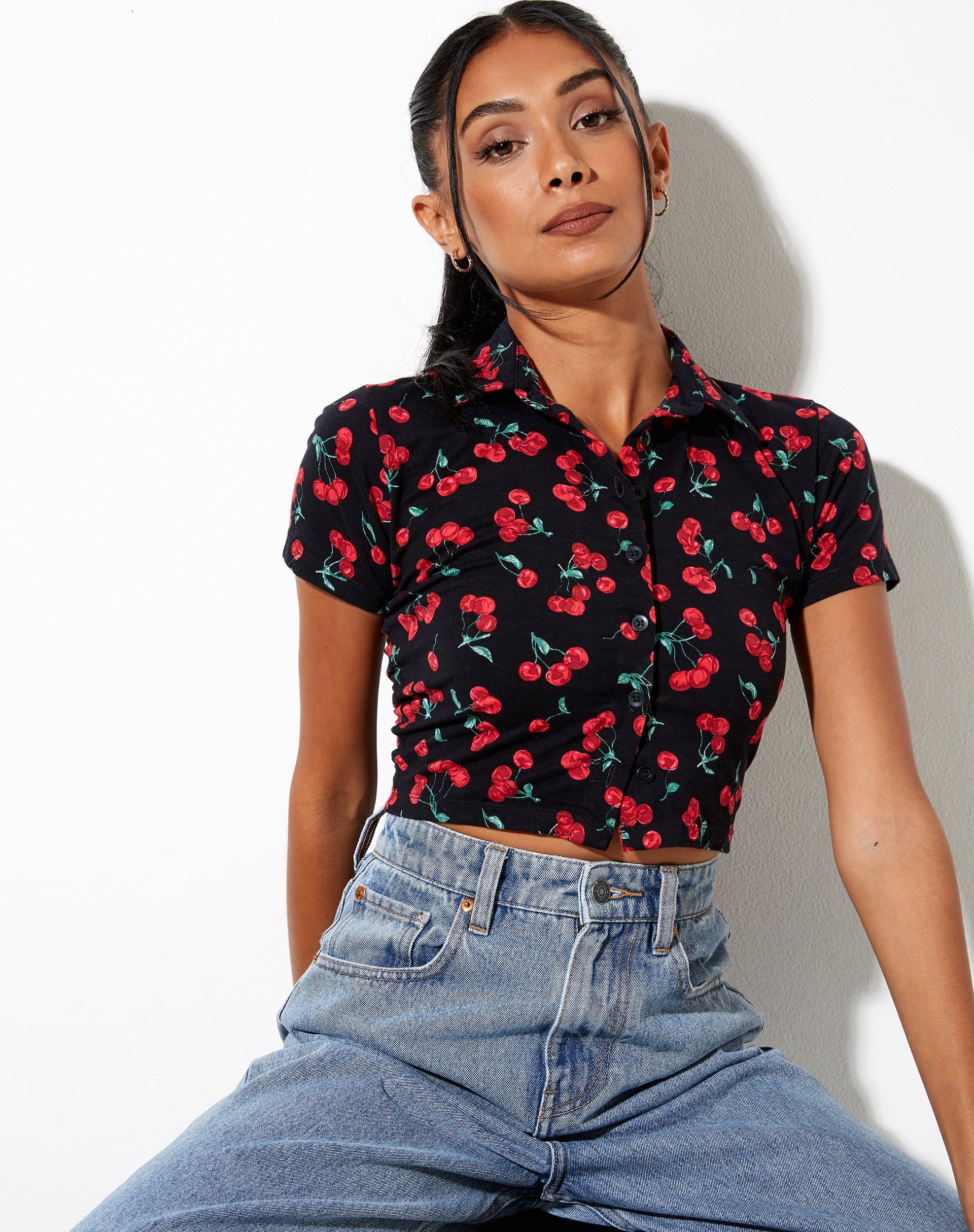 Immagine di Wuma Shirt in Cherries Black