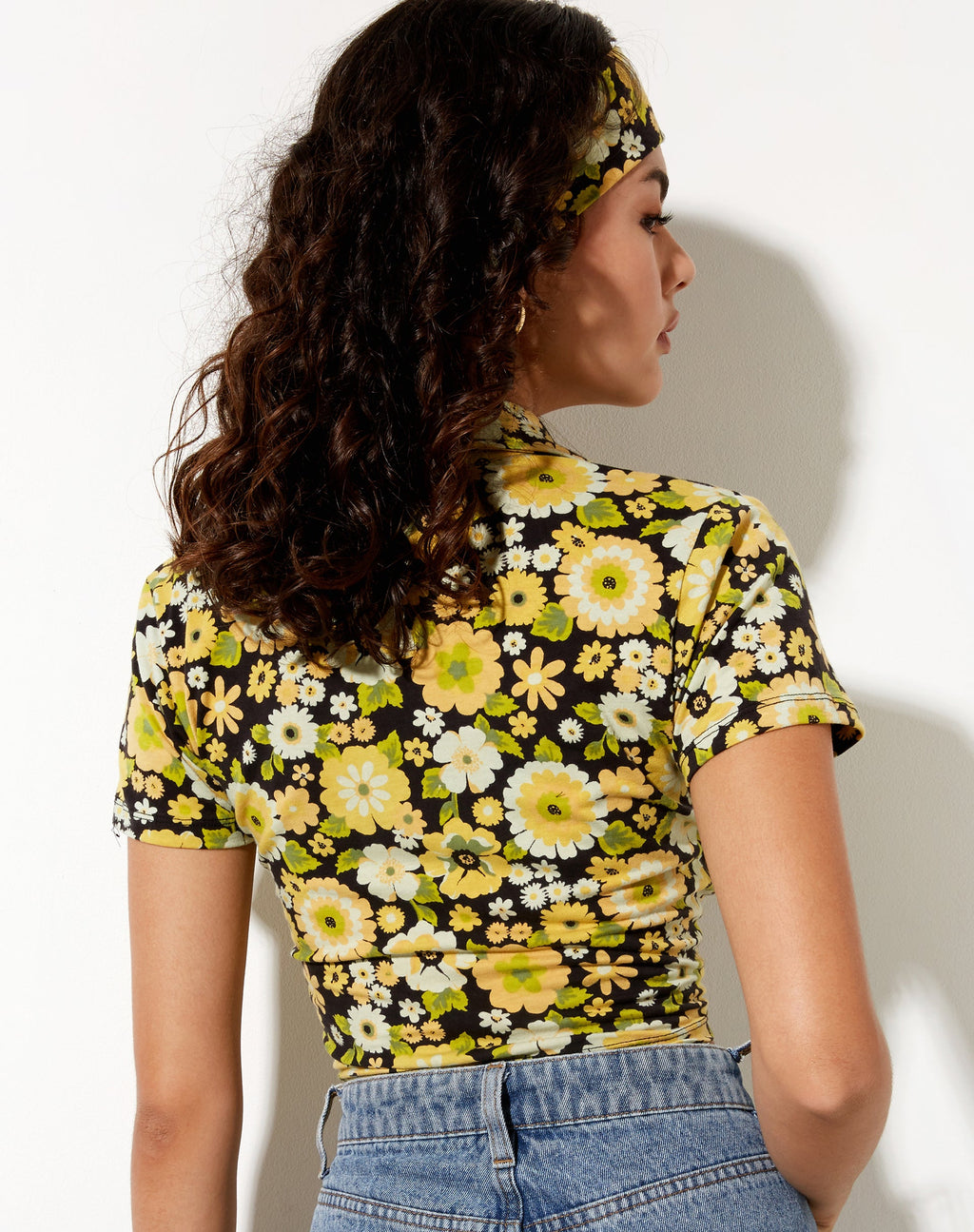 Camicia Wuma cropped in stile floreale retrò