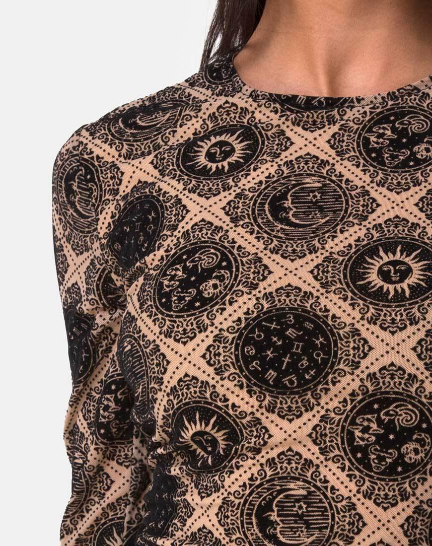 Immagine dell'abito Wyanna in rete color taupe con firma nera