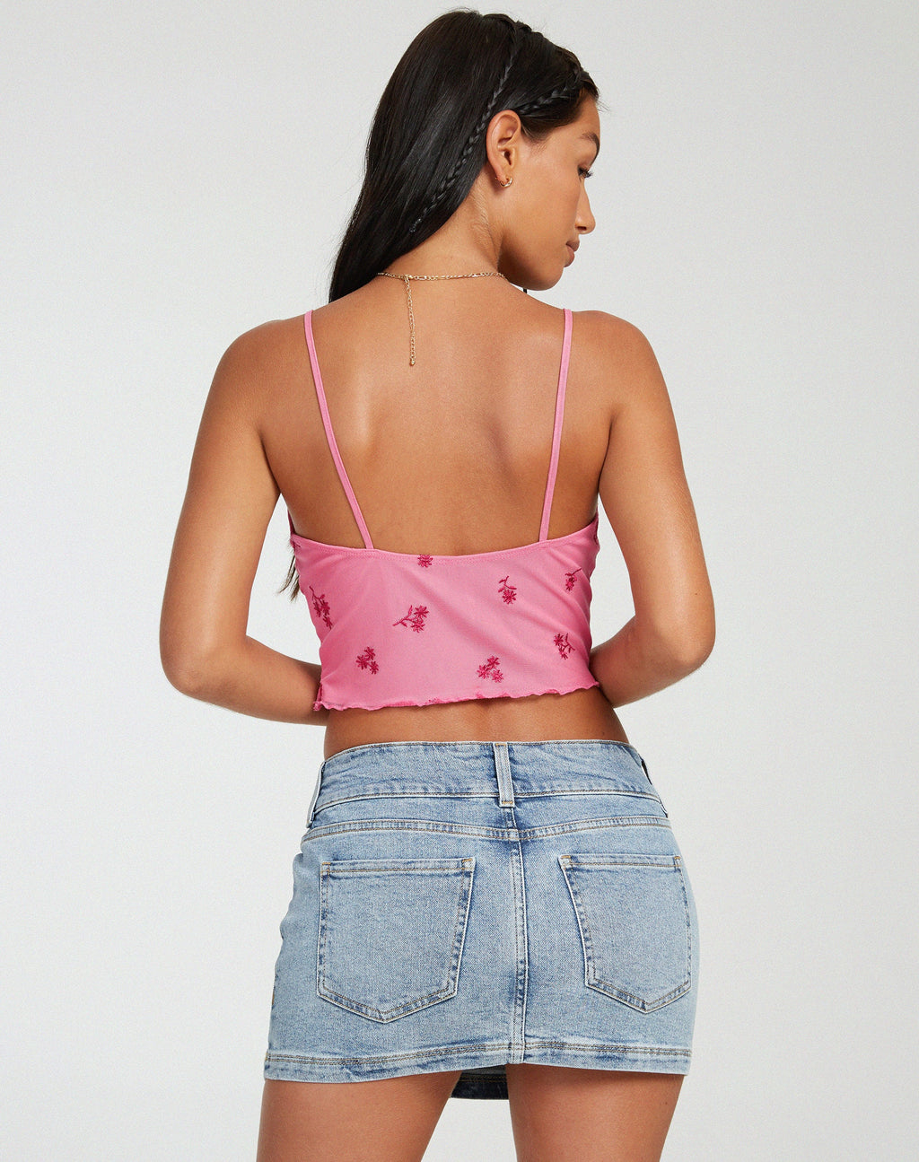Crop Top Yecaca con ricamo a margherita rosa ditsy
