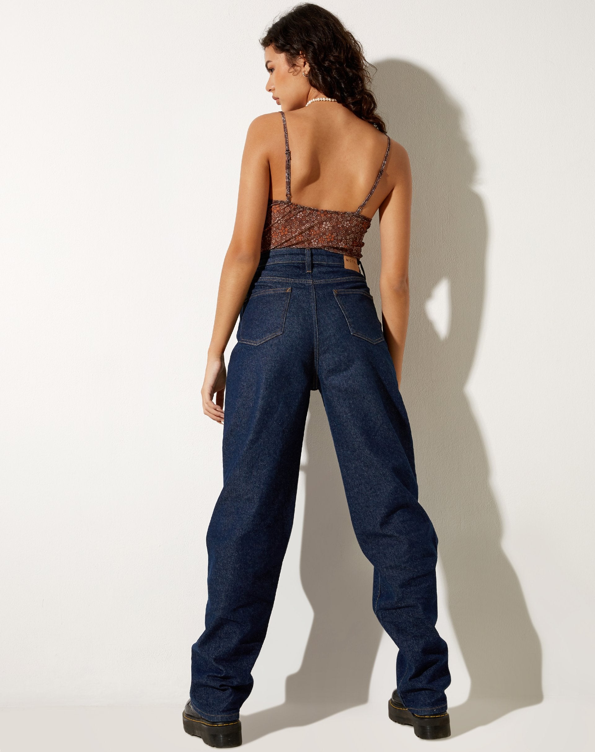 Immagine di Yena Crop Top in Flower Garden Brown