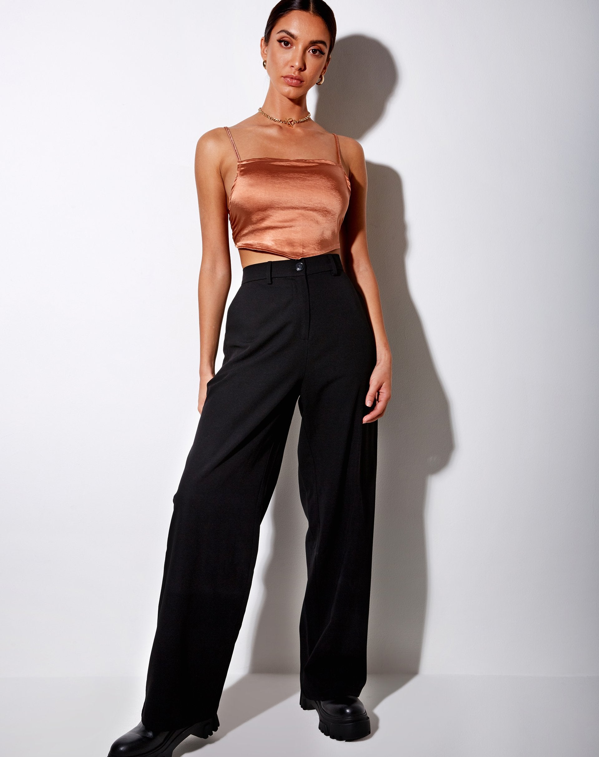 Immagine di Zashe Cami Top in satin oro rosa