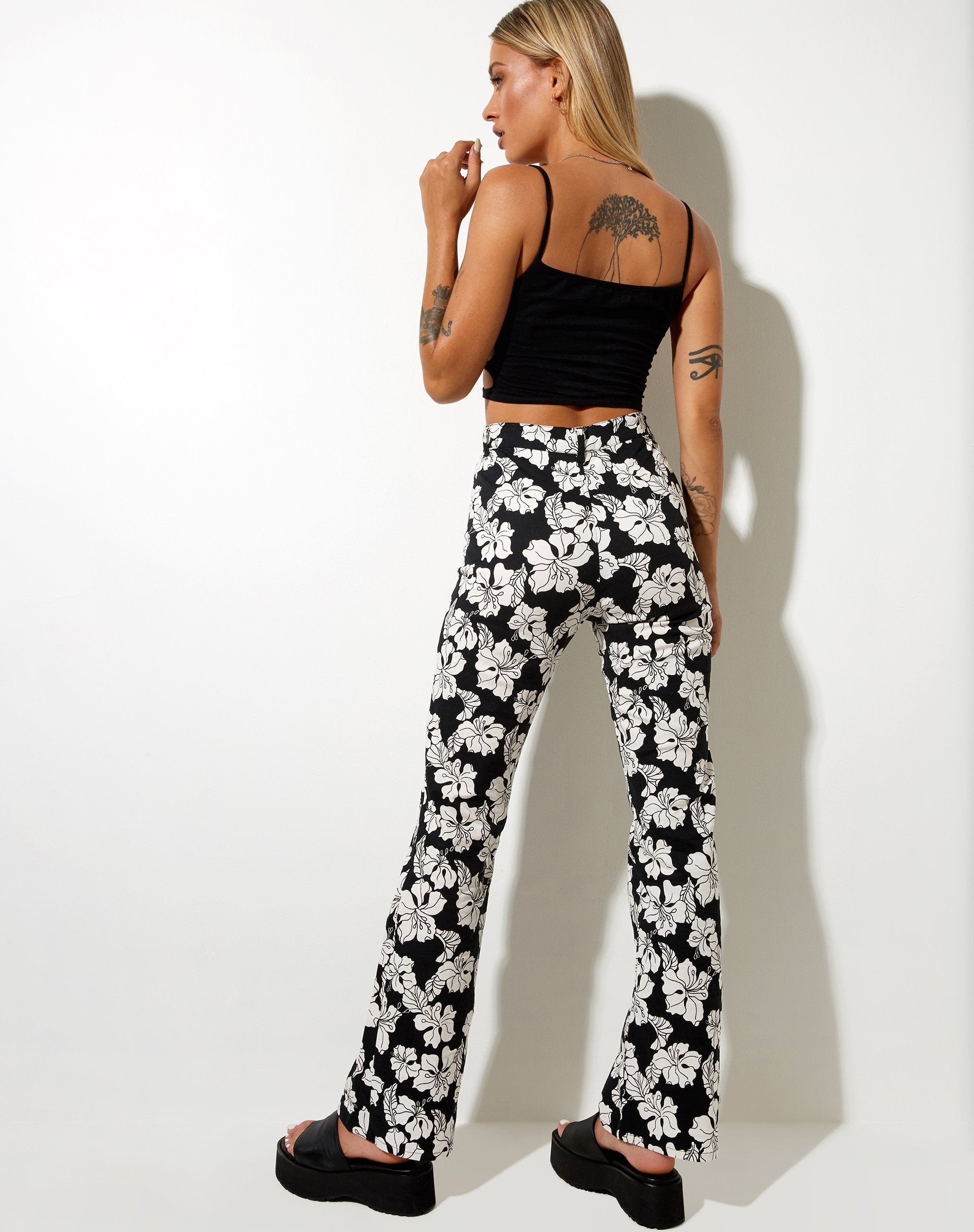 Immagine di Zoven Pantalone in vacanza Nero Bianco