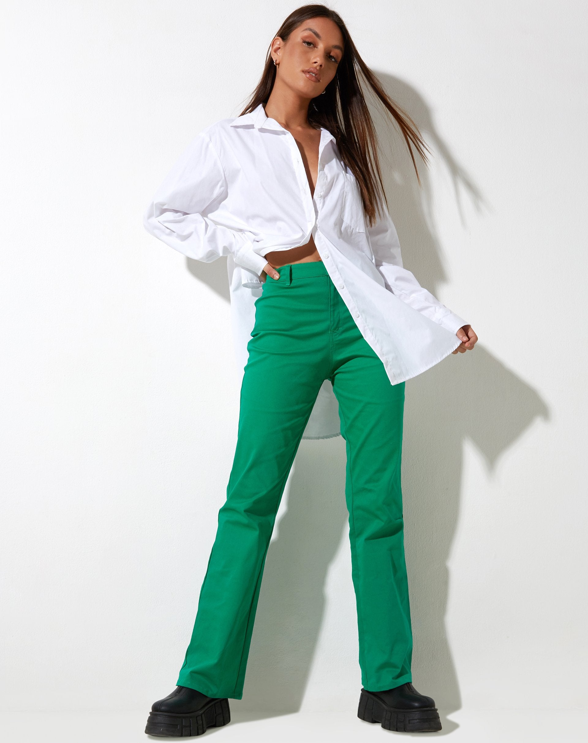Immagine di Zoven Pantalone svasato in Twill Verde fruscio