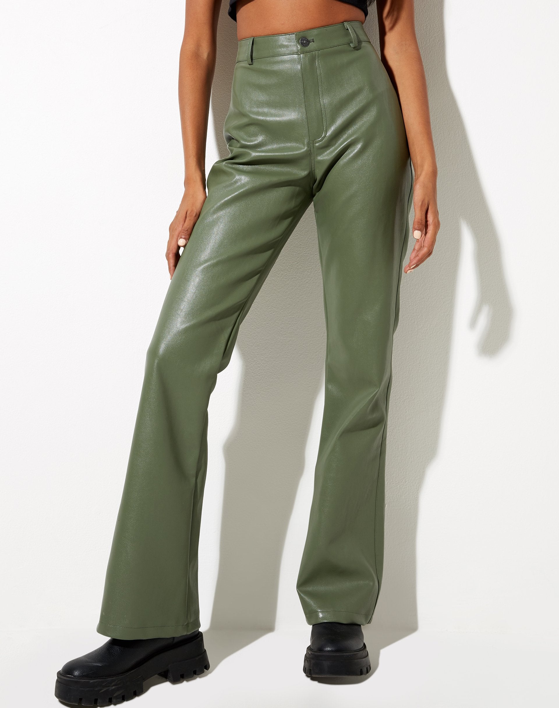 Immagine di Zoven Pantalone svasato in Pu Verde
